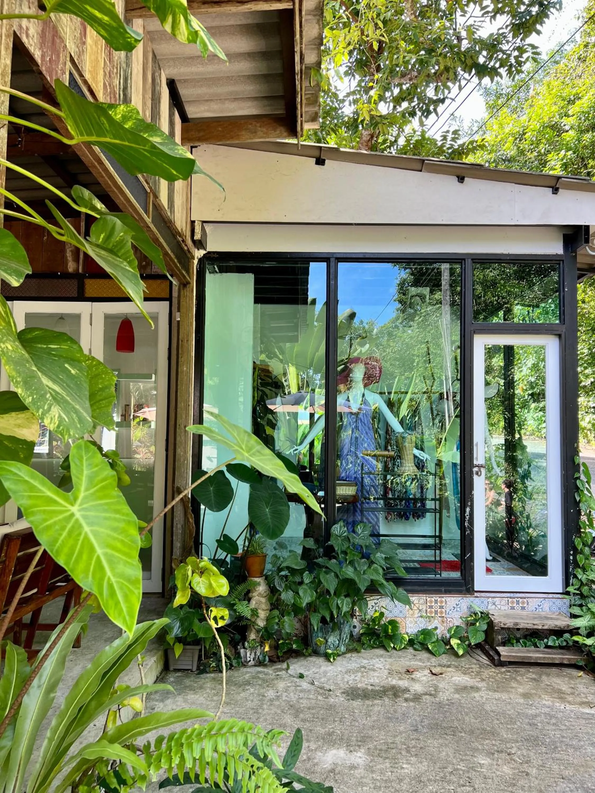 Property building in Wave-F