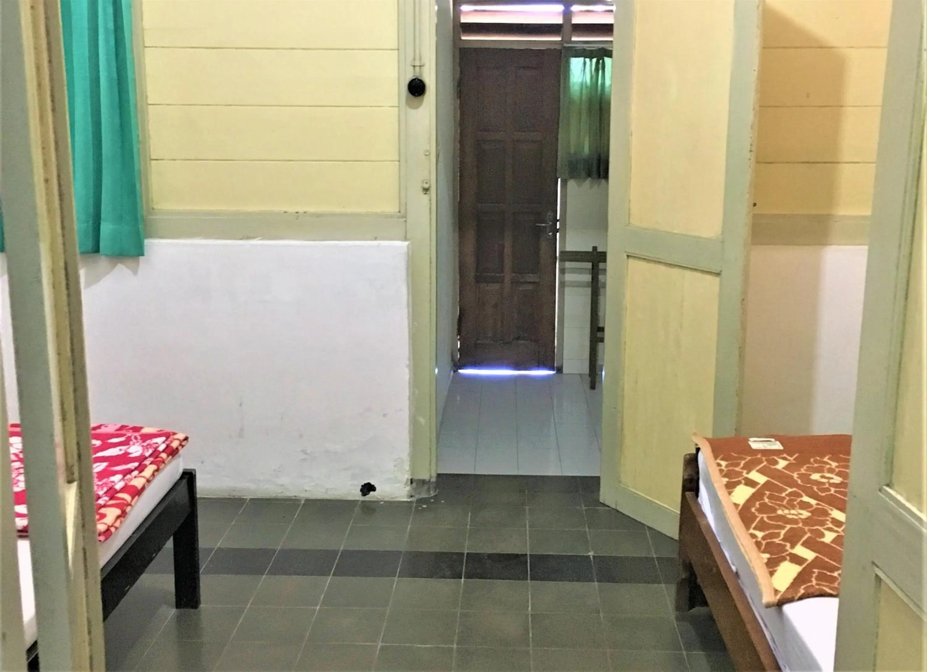 Bedroom, Bed in Hotel Wismancala Kaliurang