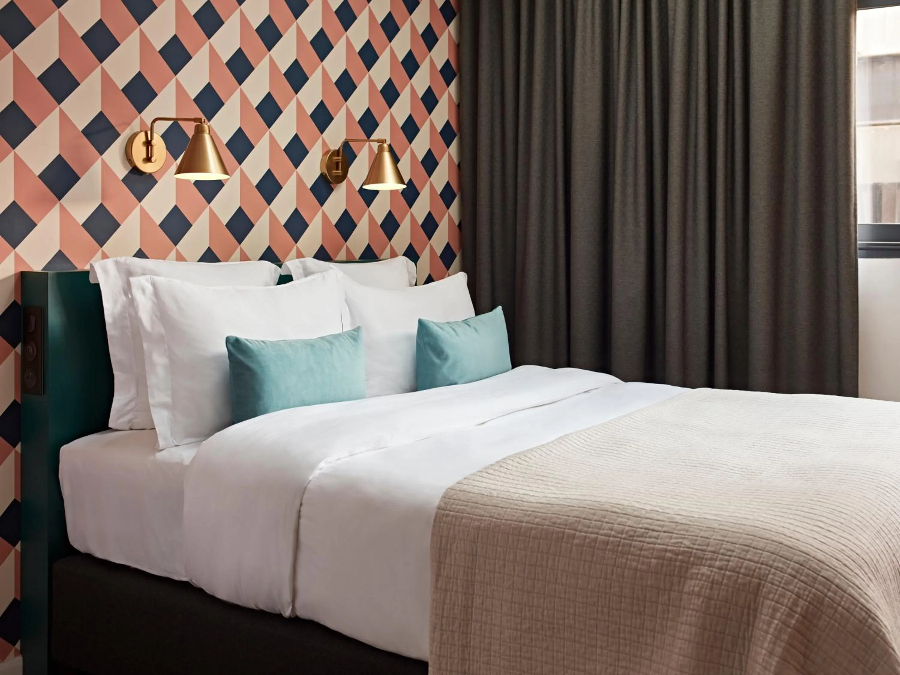 Bed in YAYS Paris Issy by Numa