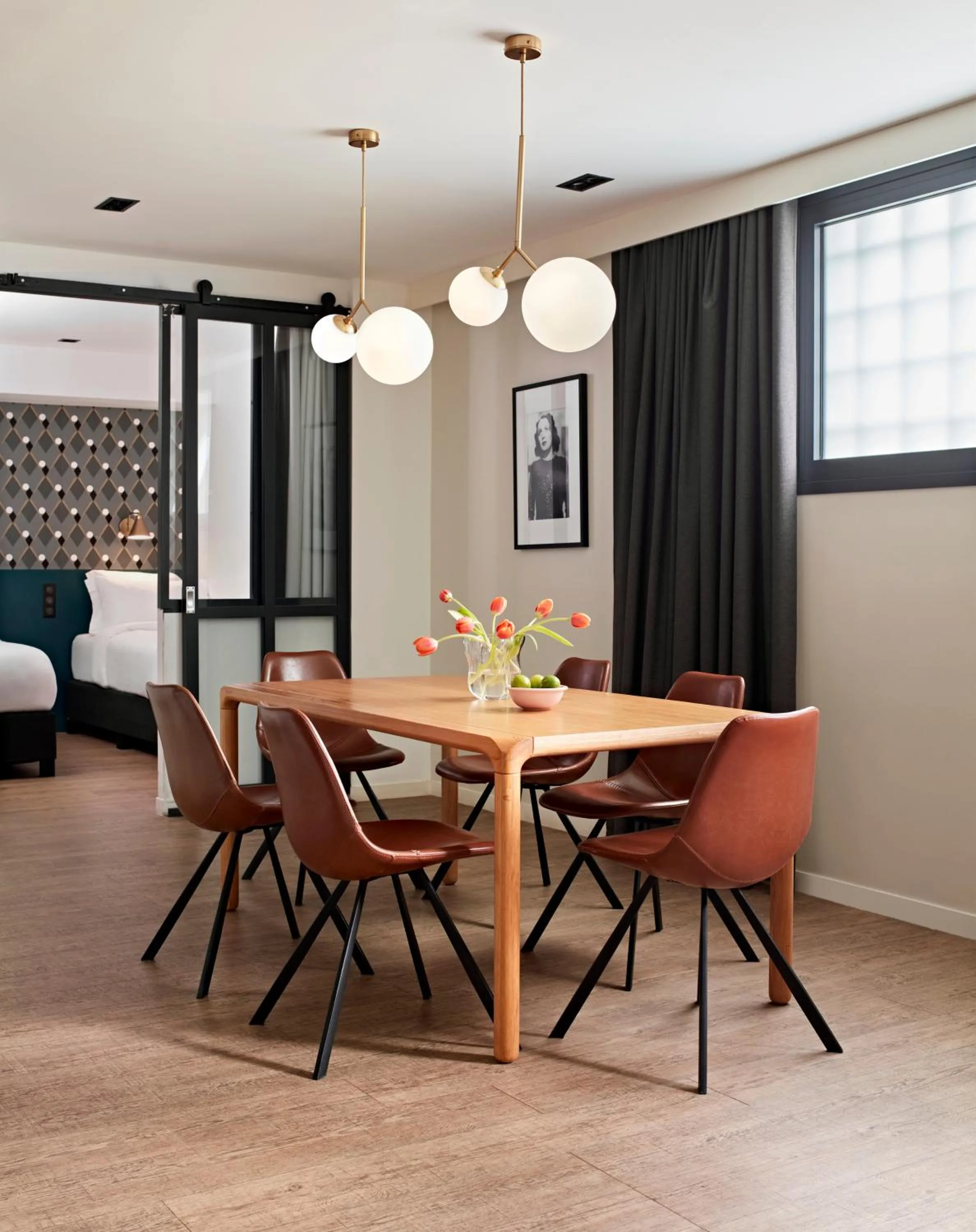 Dining area in YAYS Paris Issy by Numa