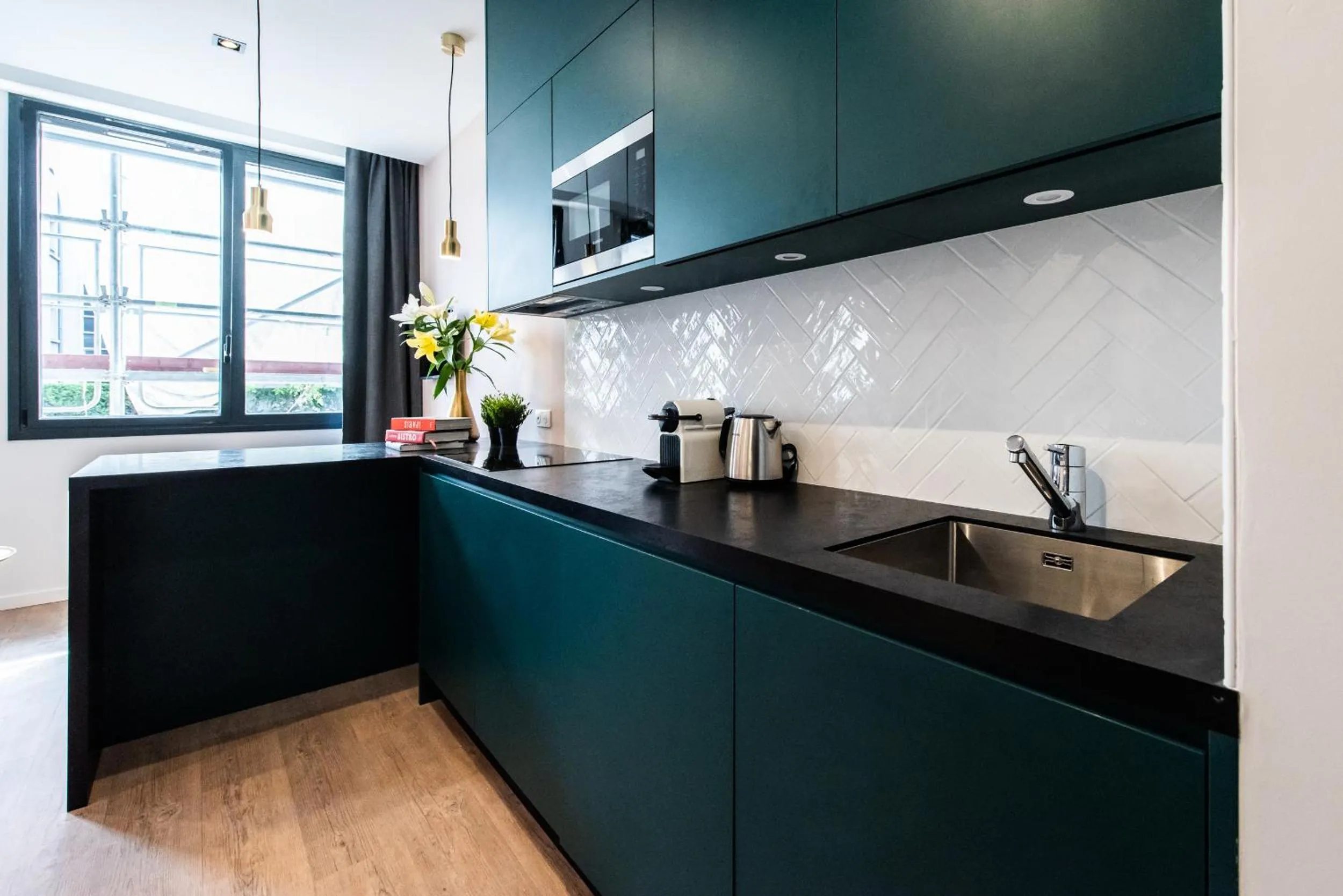 Kitchen or kitchenette in YAYS Paris Issy by Numa