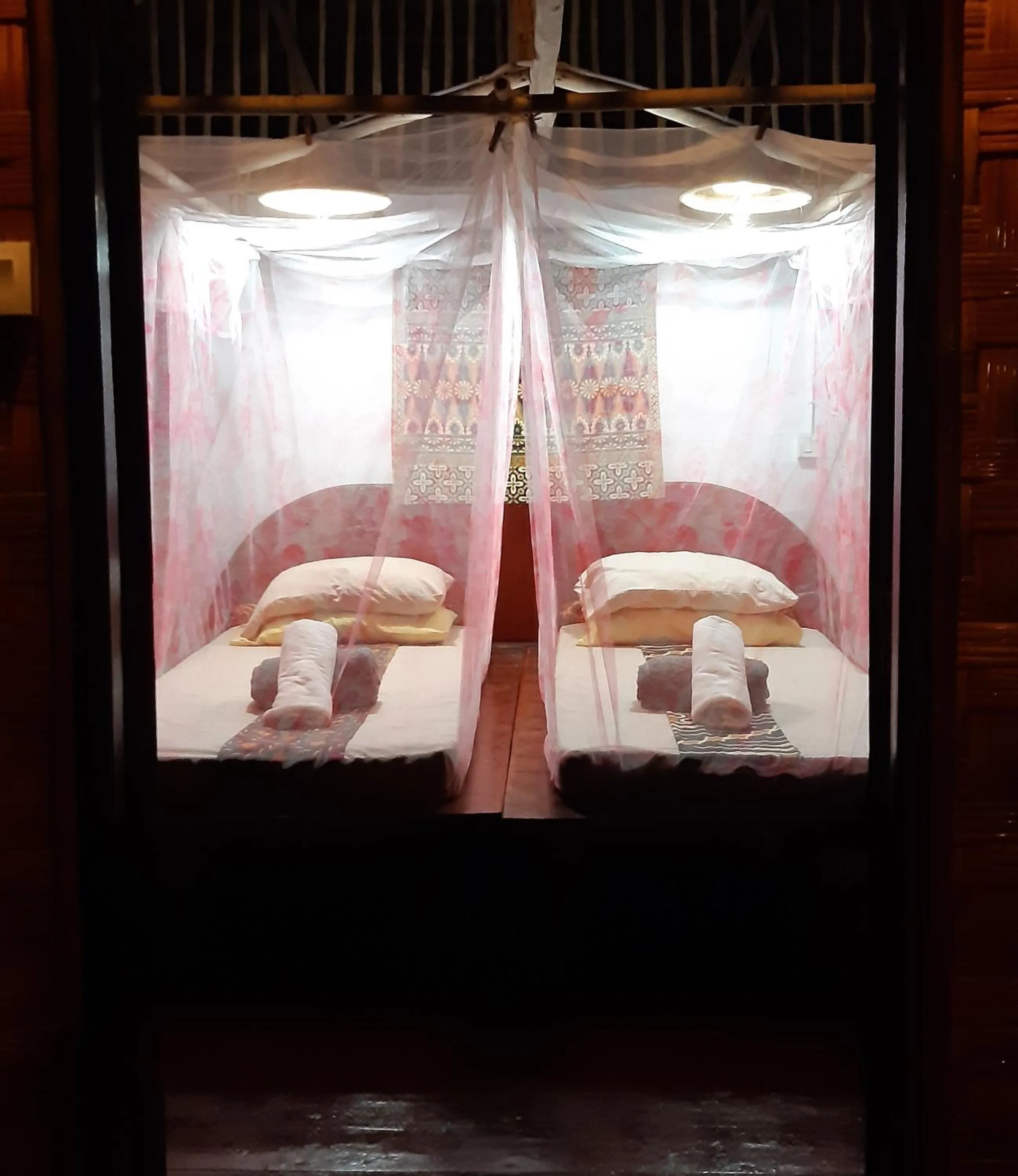 Bed in Mutiara Beach Resort