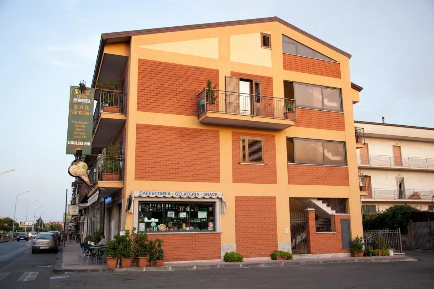 Caffè Nuovo 2 Holiday Rooms