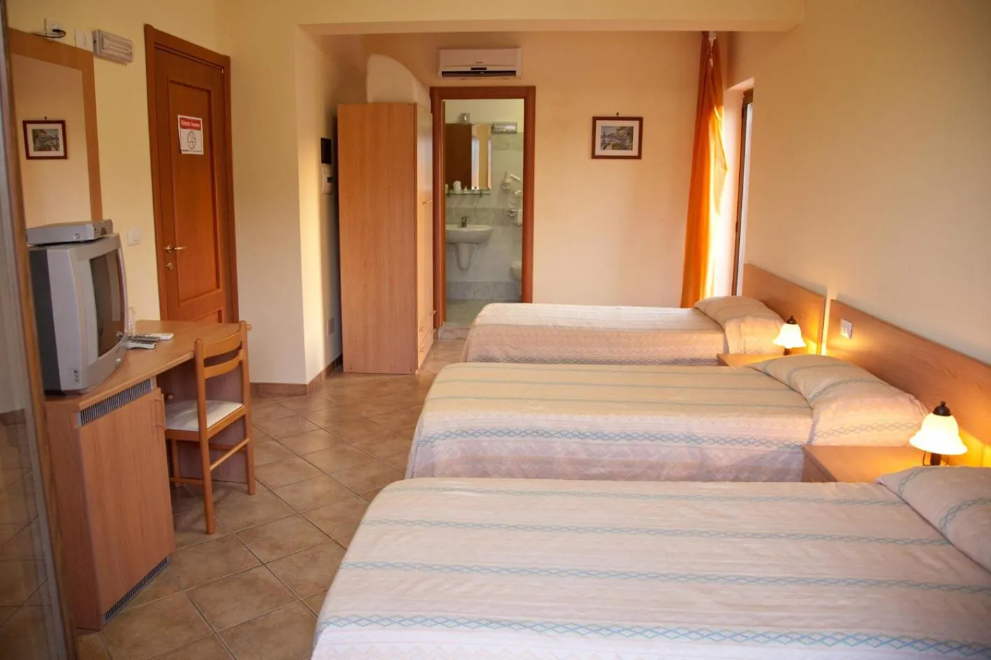 Bed in Caffè Nuovo 2 Holiday Rooms
