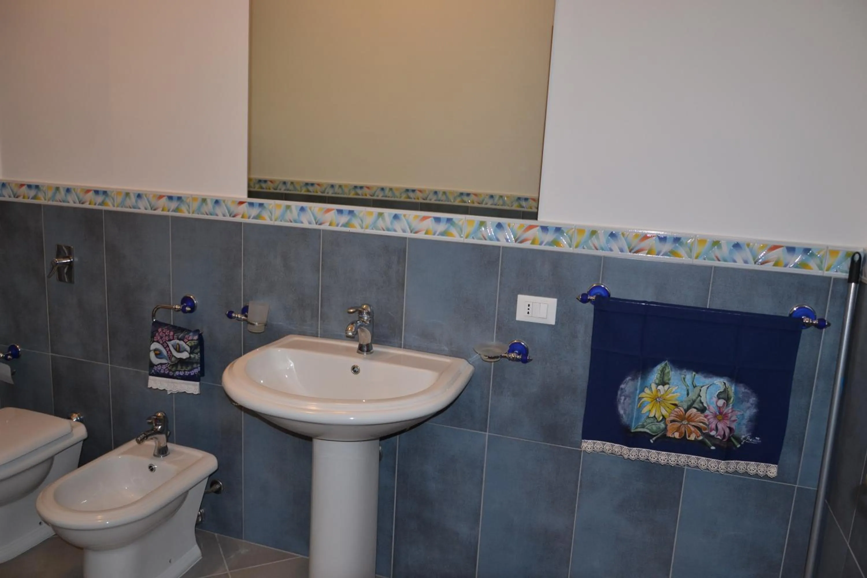 Bathroom in Case Vacanza Torre Lupa