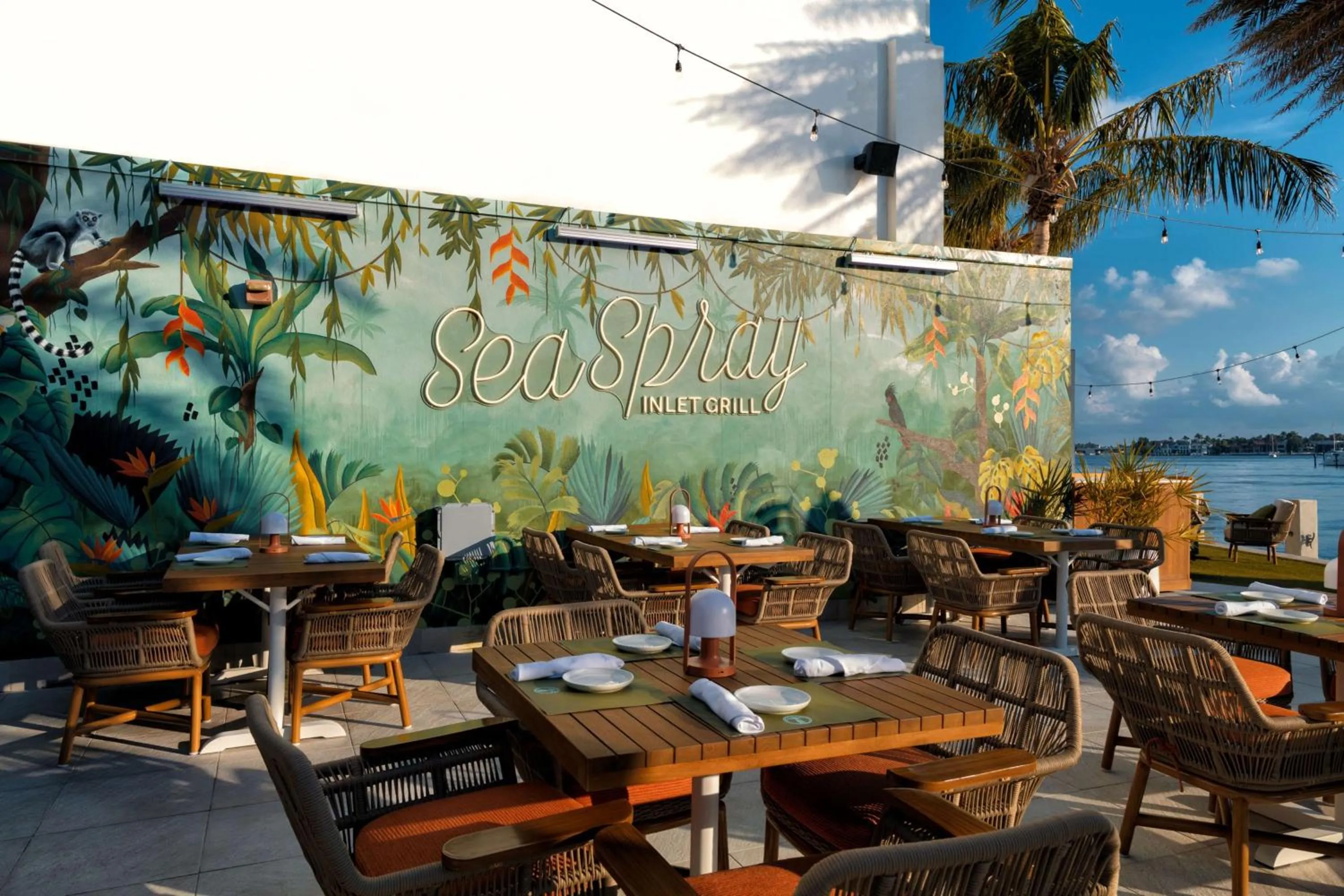 Restaurant/places to eat in Waterstone Resort & Marina Boca Raton, Curio Collection by Hilton