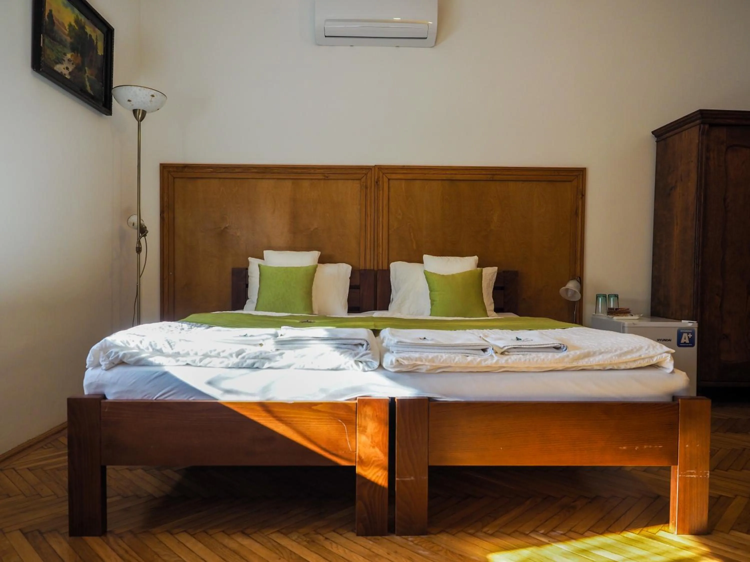 Bed in Mamutfenyő Panzió