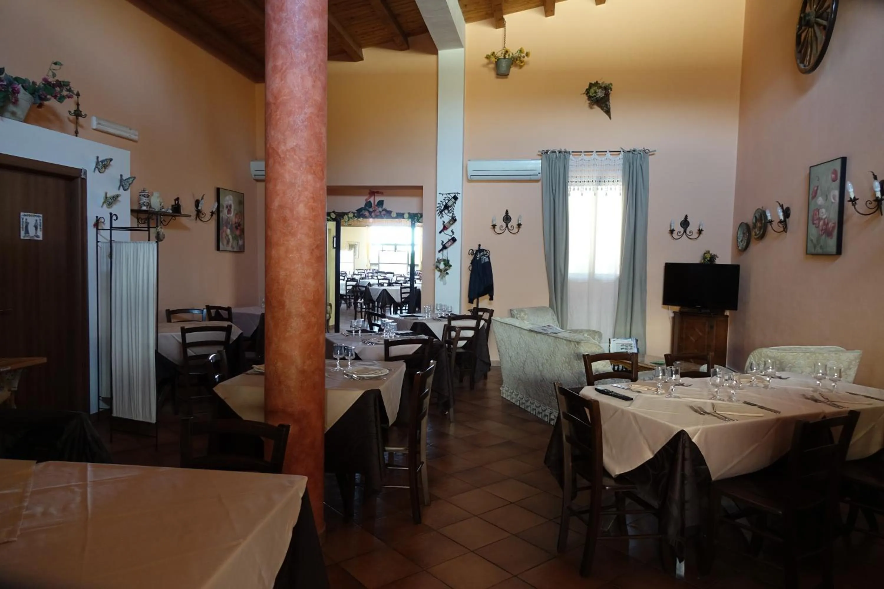 Restaurant/places to eat in Il Giardino Del Sole