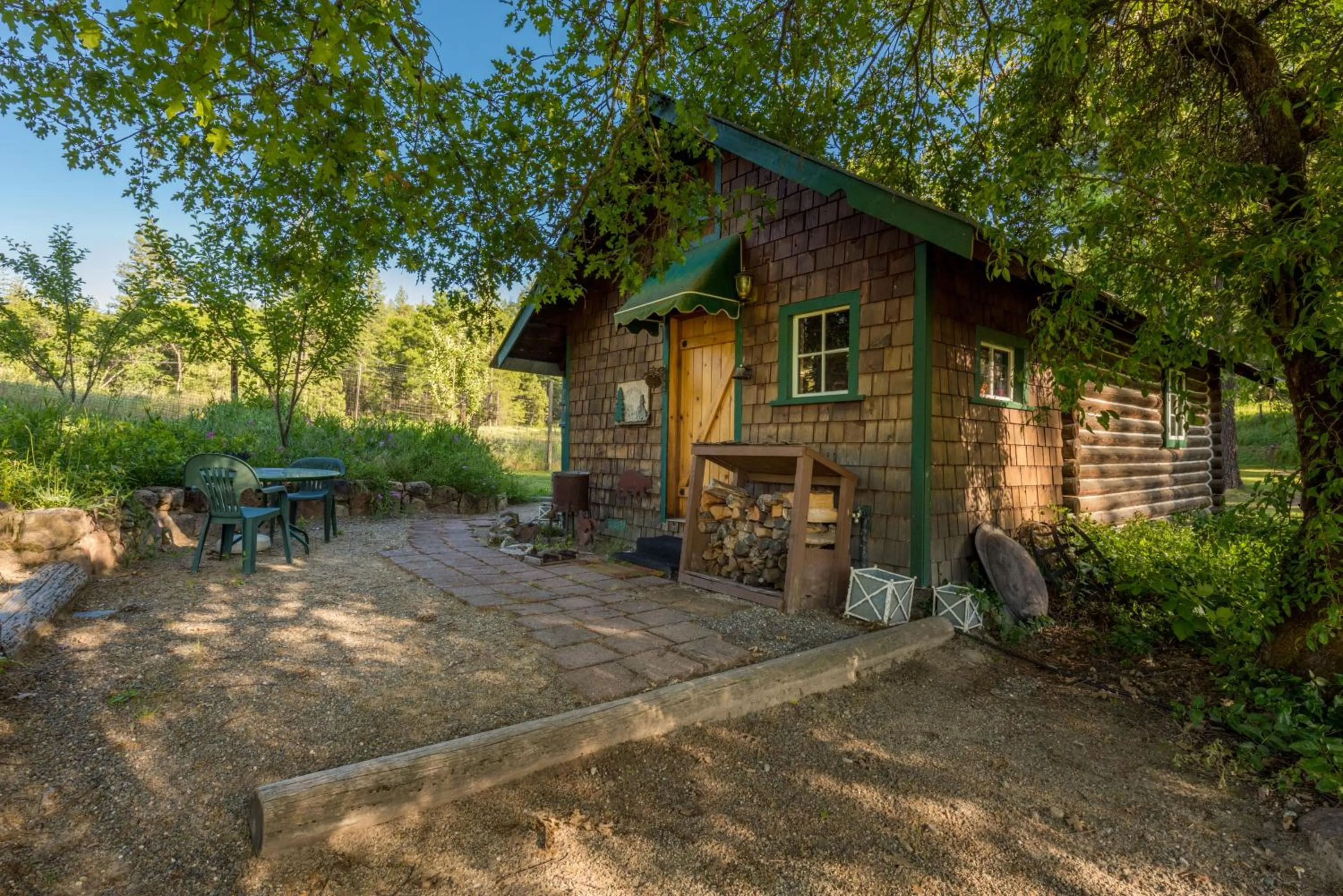 Bedroom in The Davies Family Inn