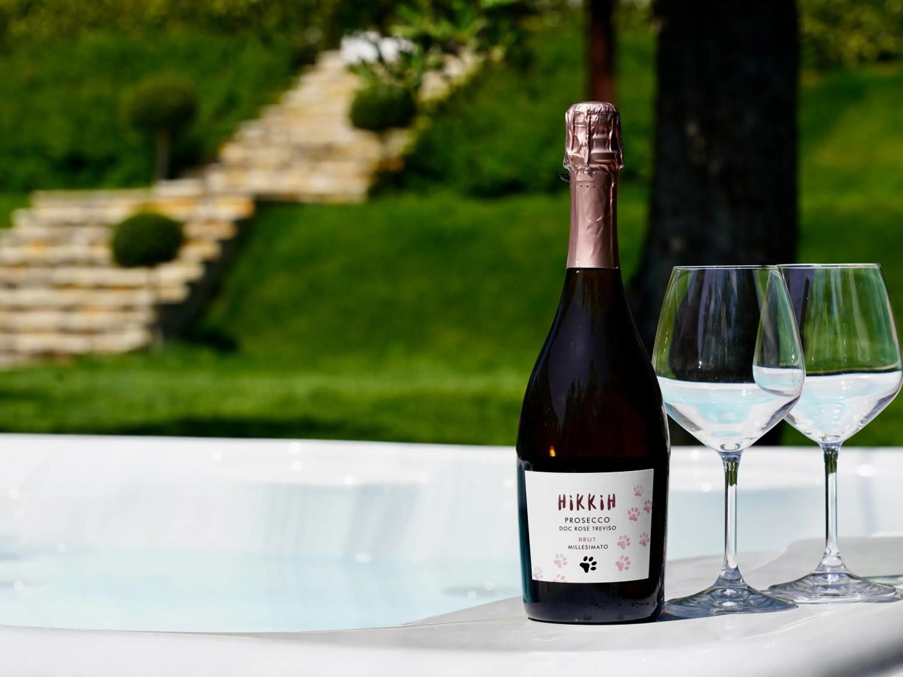 Hot Tub in Magnificat Hotel&Resort