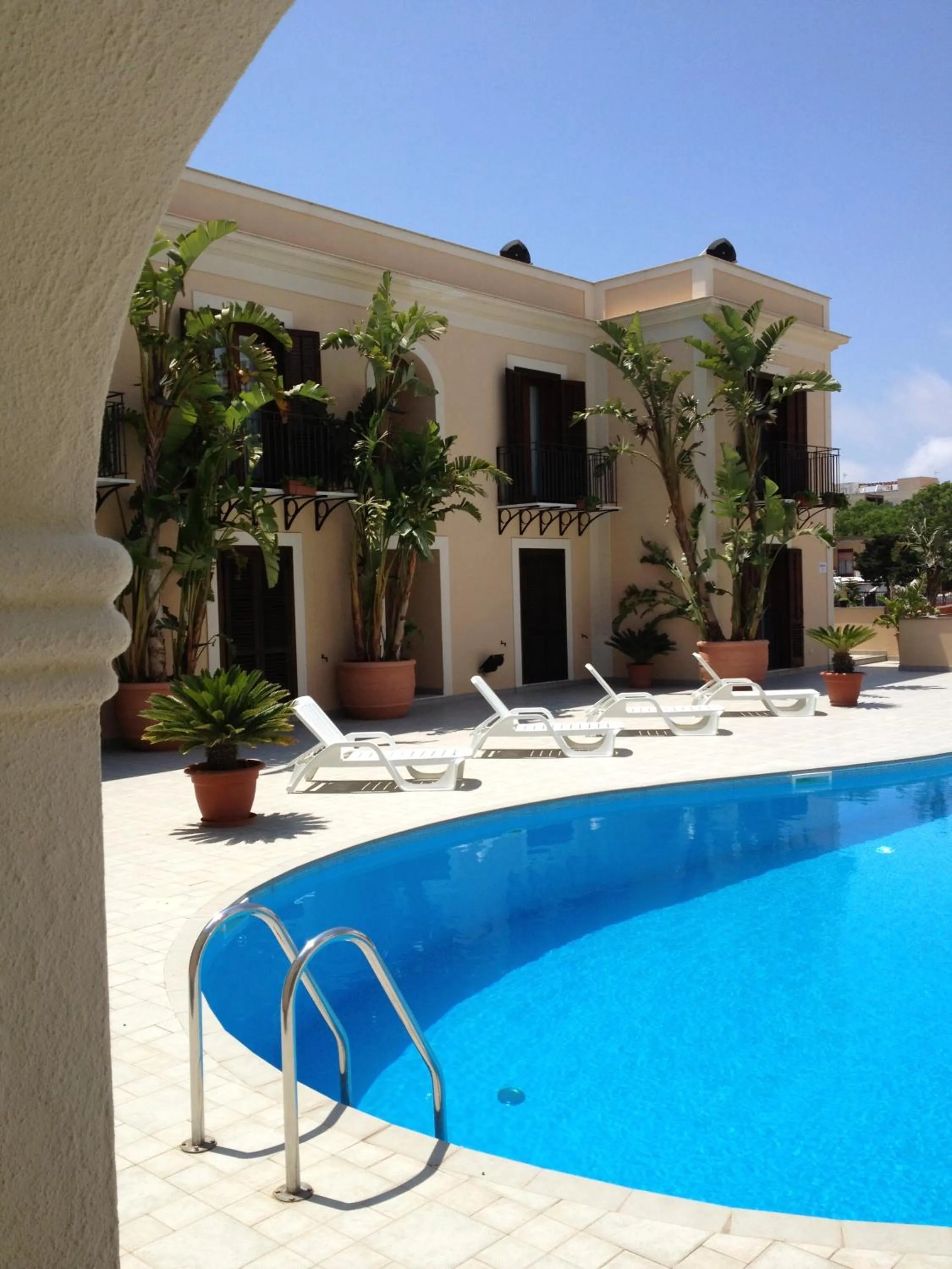 Swimming pool in Moresco Resort