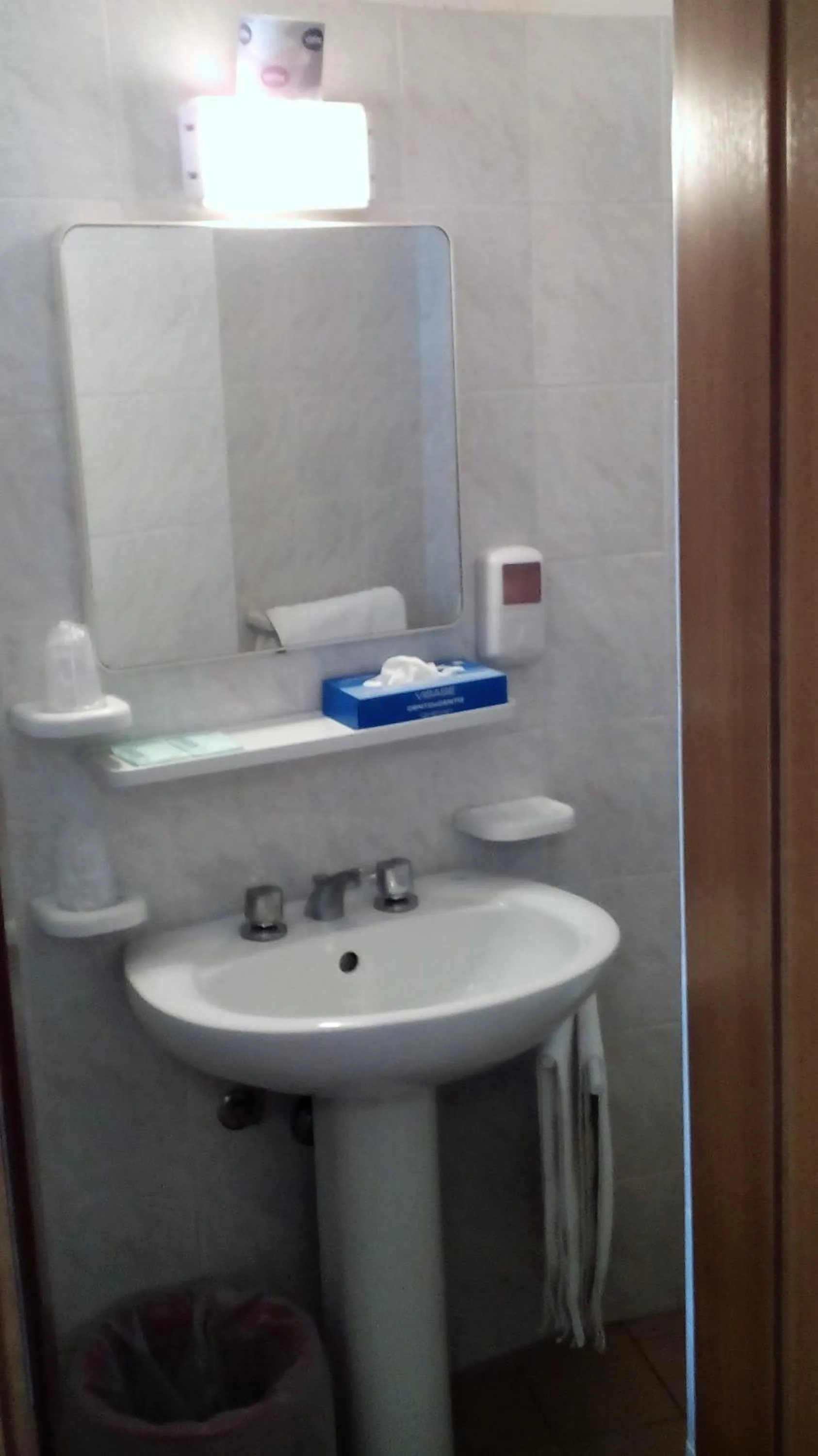 Bathroom in Albergo Moretti