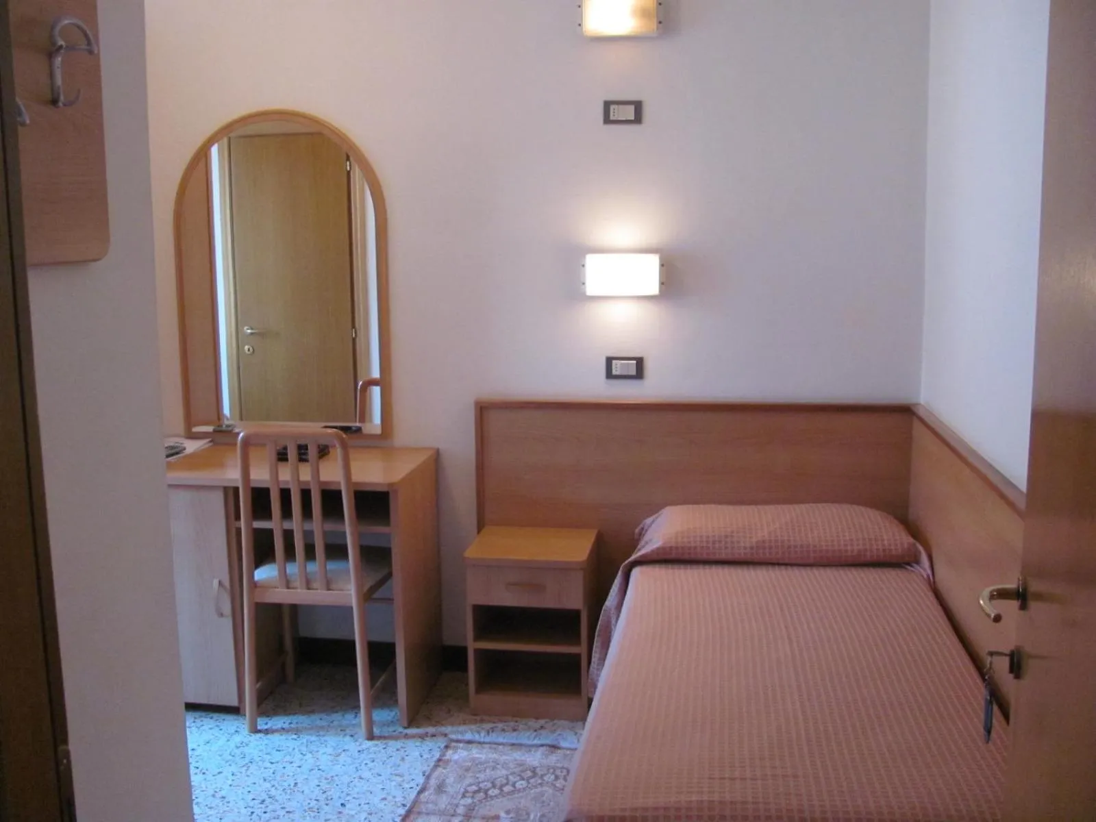 Bedroom, Bed in Albergo Moretti