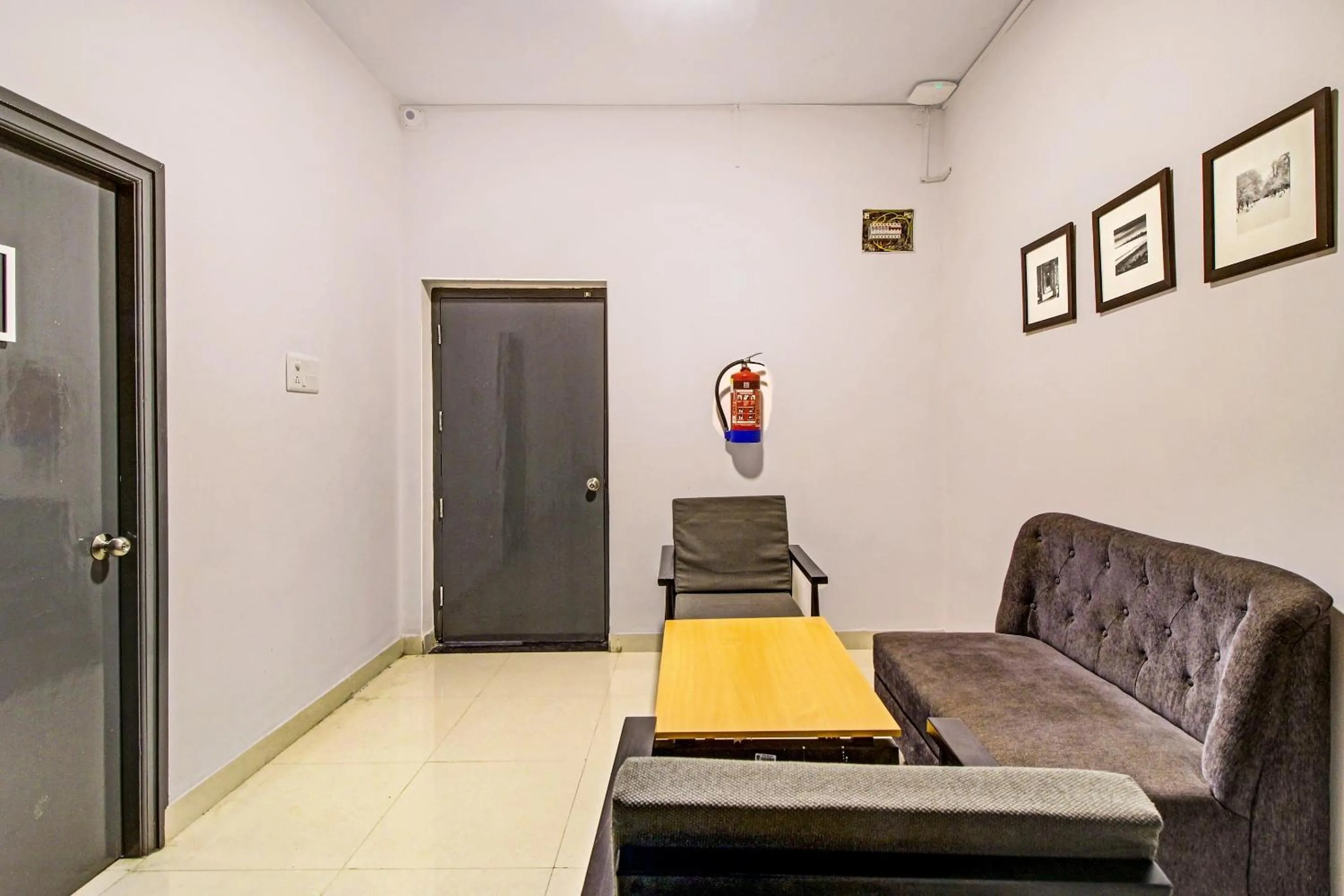 Lobby or reception in Hotel O SS Skyline