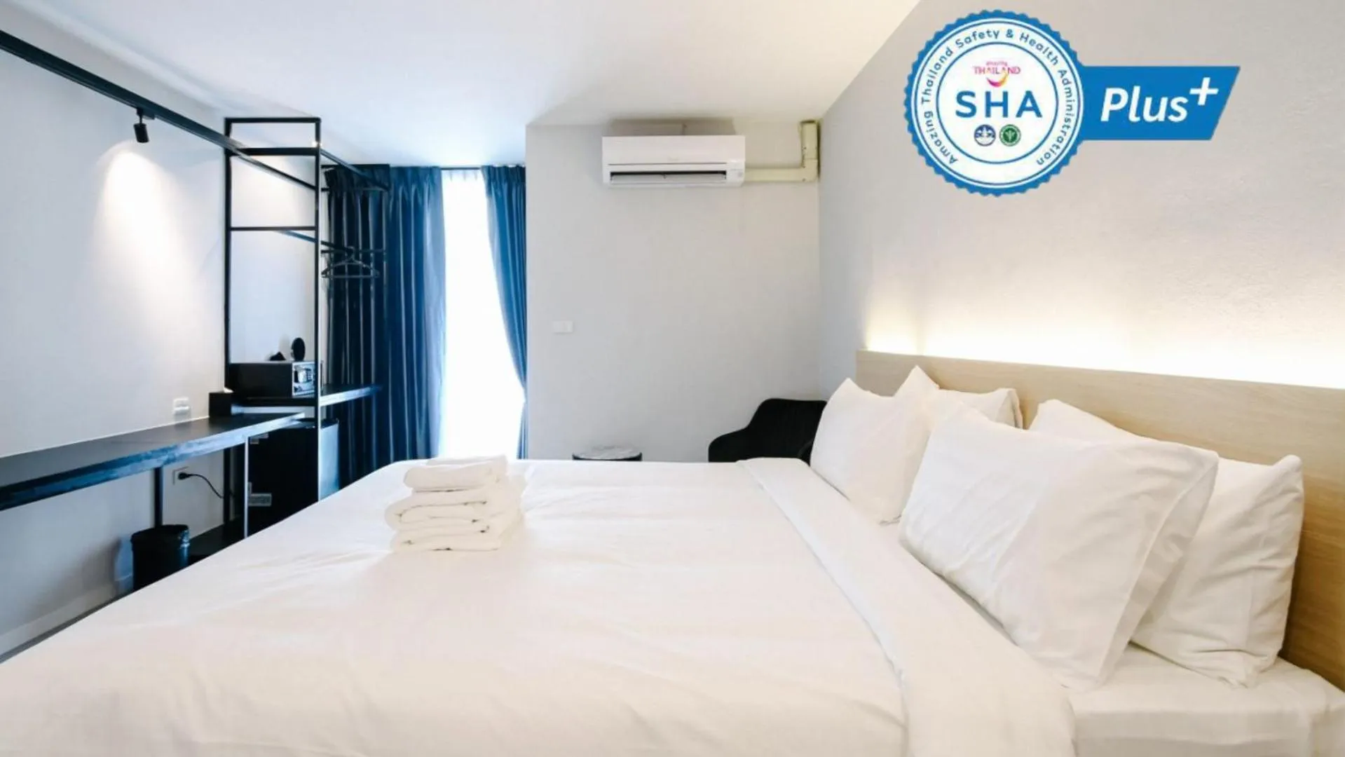 Bed in BOOK Design Hotel