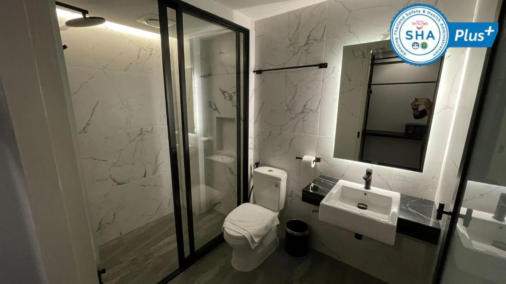 Toilet in BOOK Design Hotel