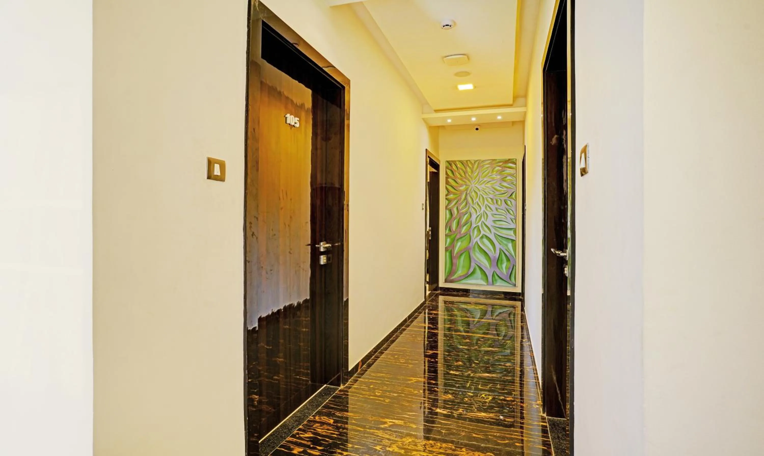 Lobby or reception in Prime Grand Hotel, Mumbai