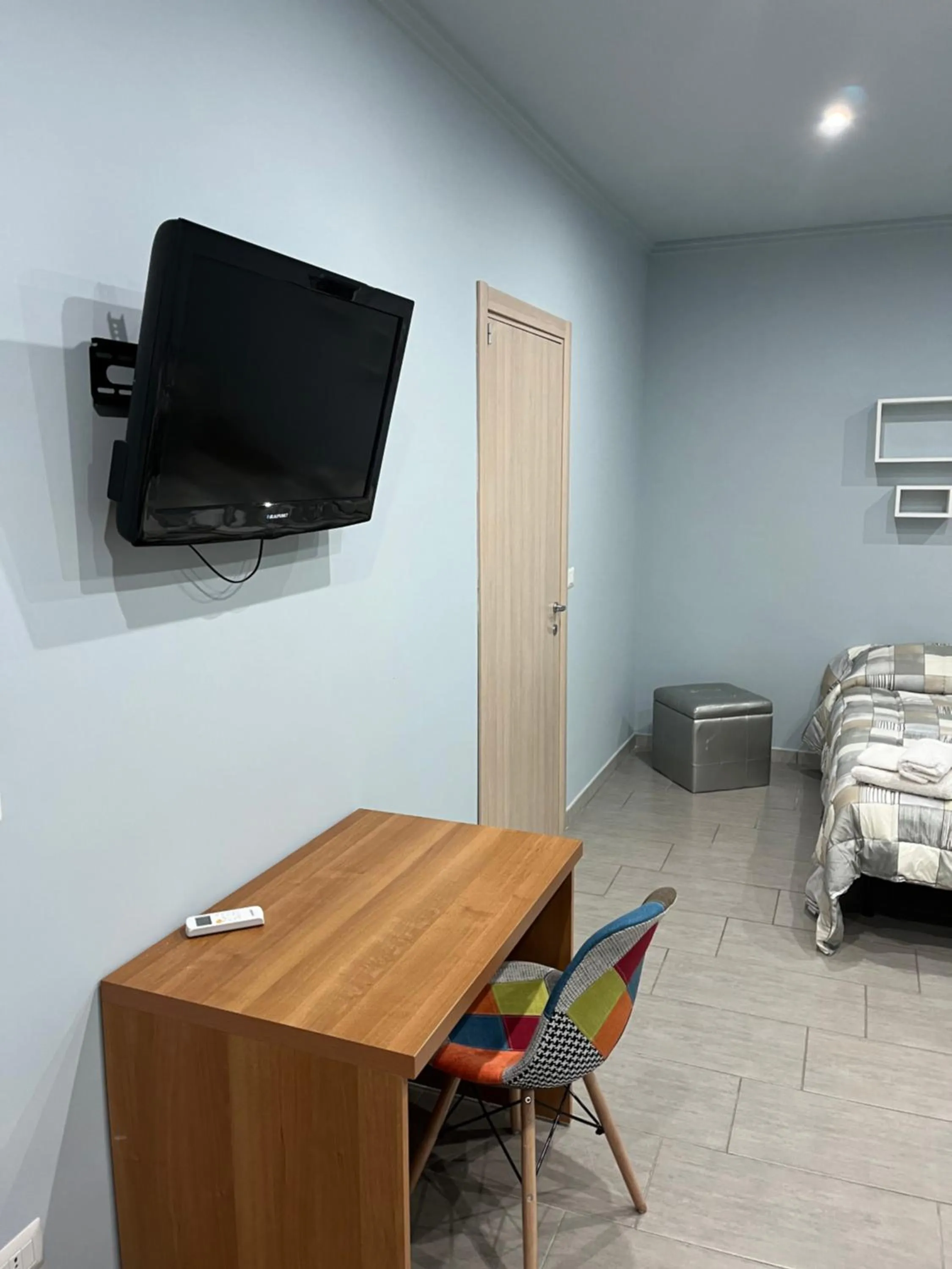 TV and multimedia in lolly