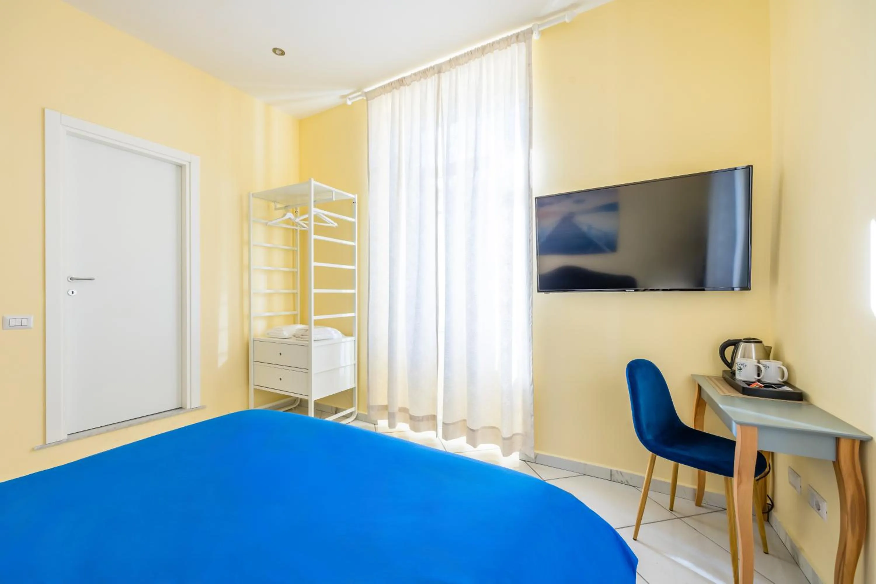 Bed in La Casa Di Bruno Napoli