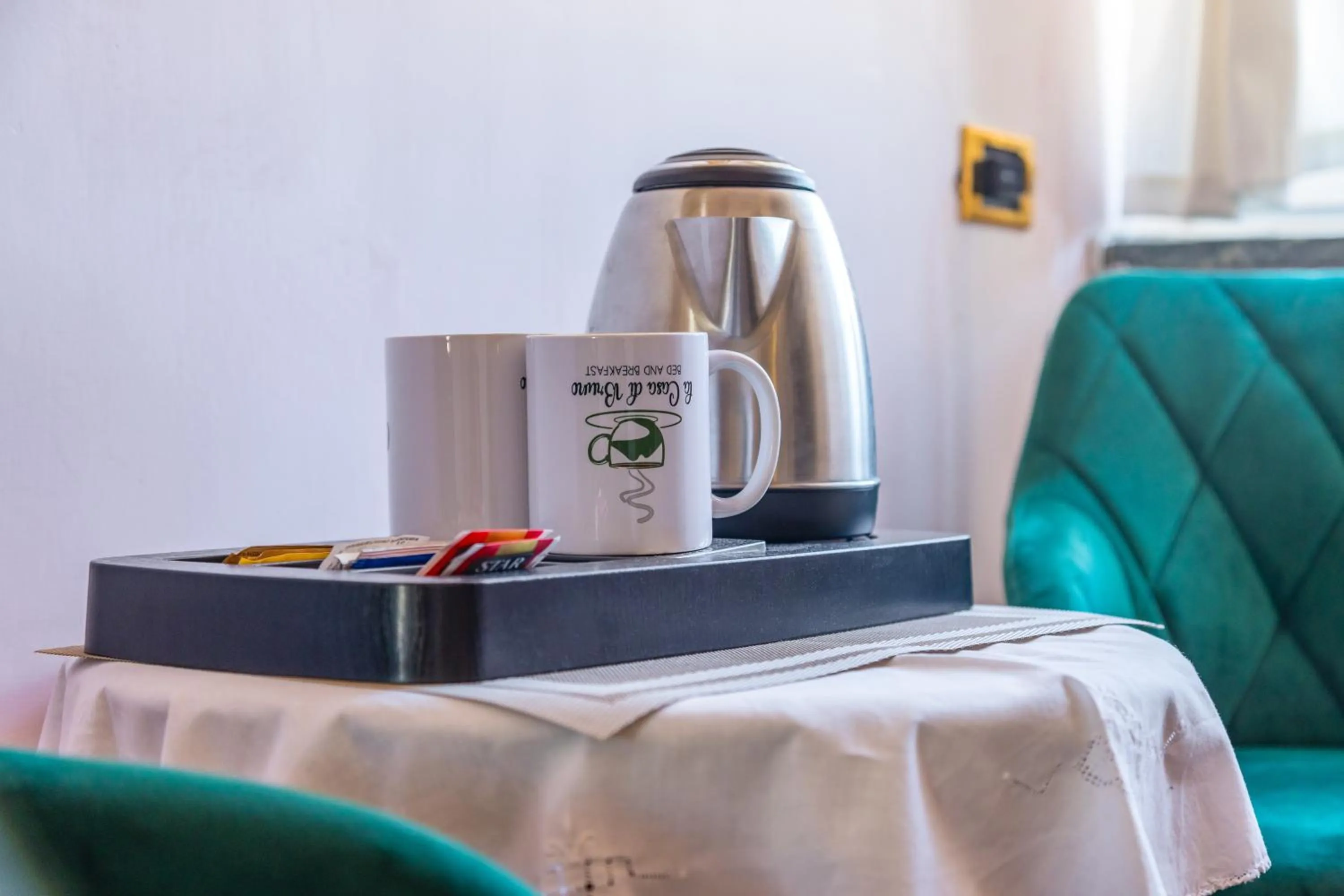 Coffee/tea facilities in La Casa Di Bruno Napoli