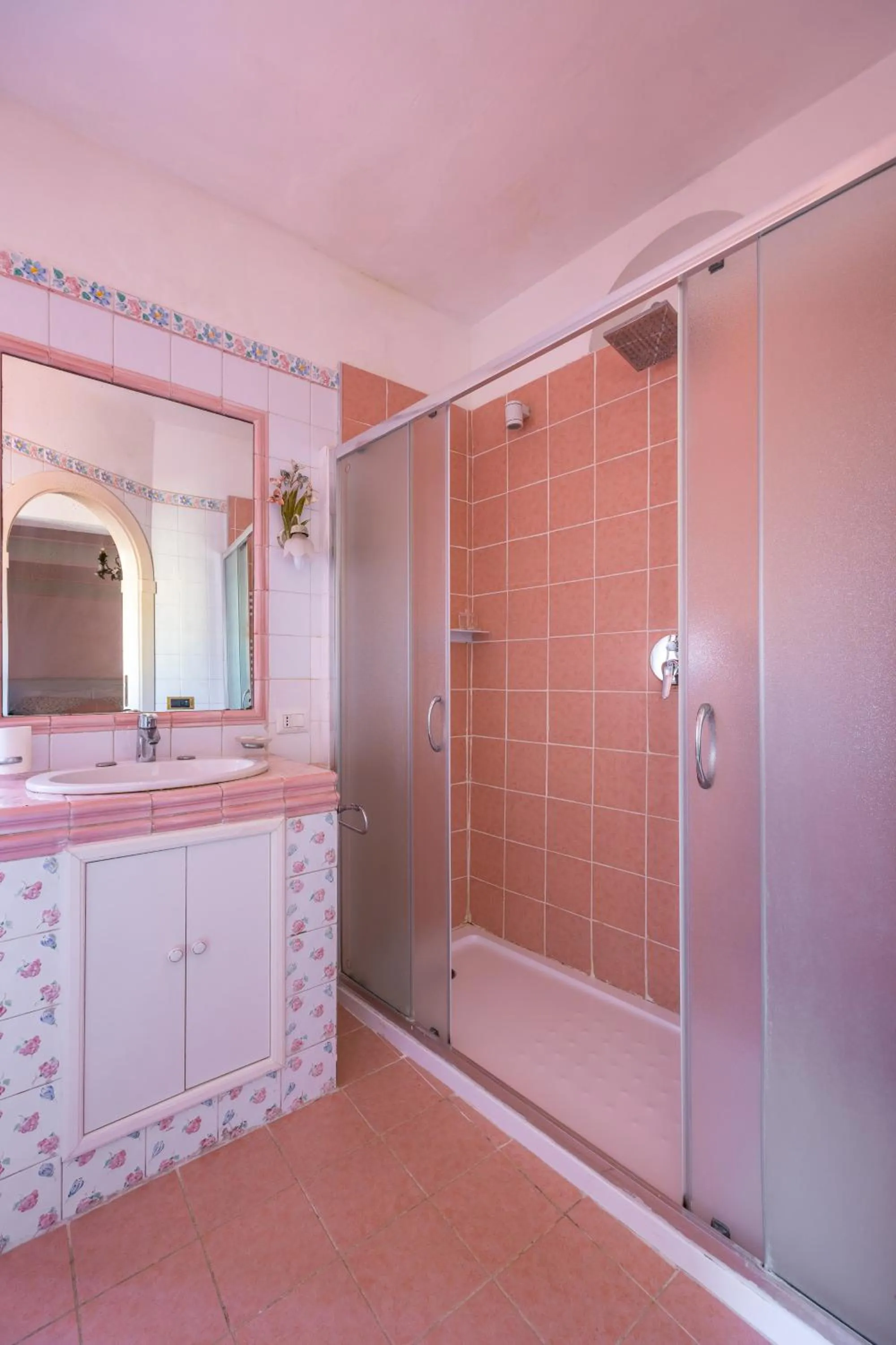 Shower in La Casa Di Bruno Napoli