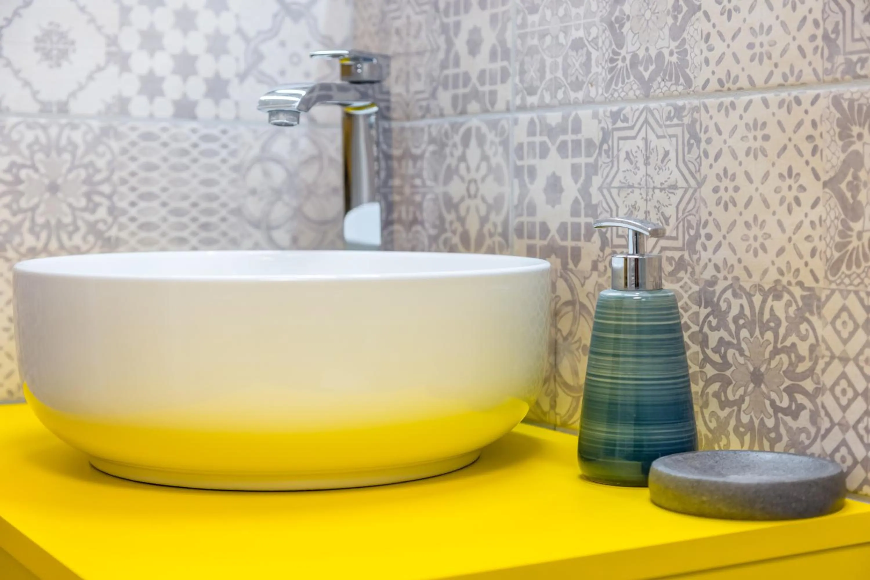 Bathroom in La Casa Di Bruno Napoli