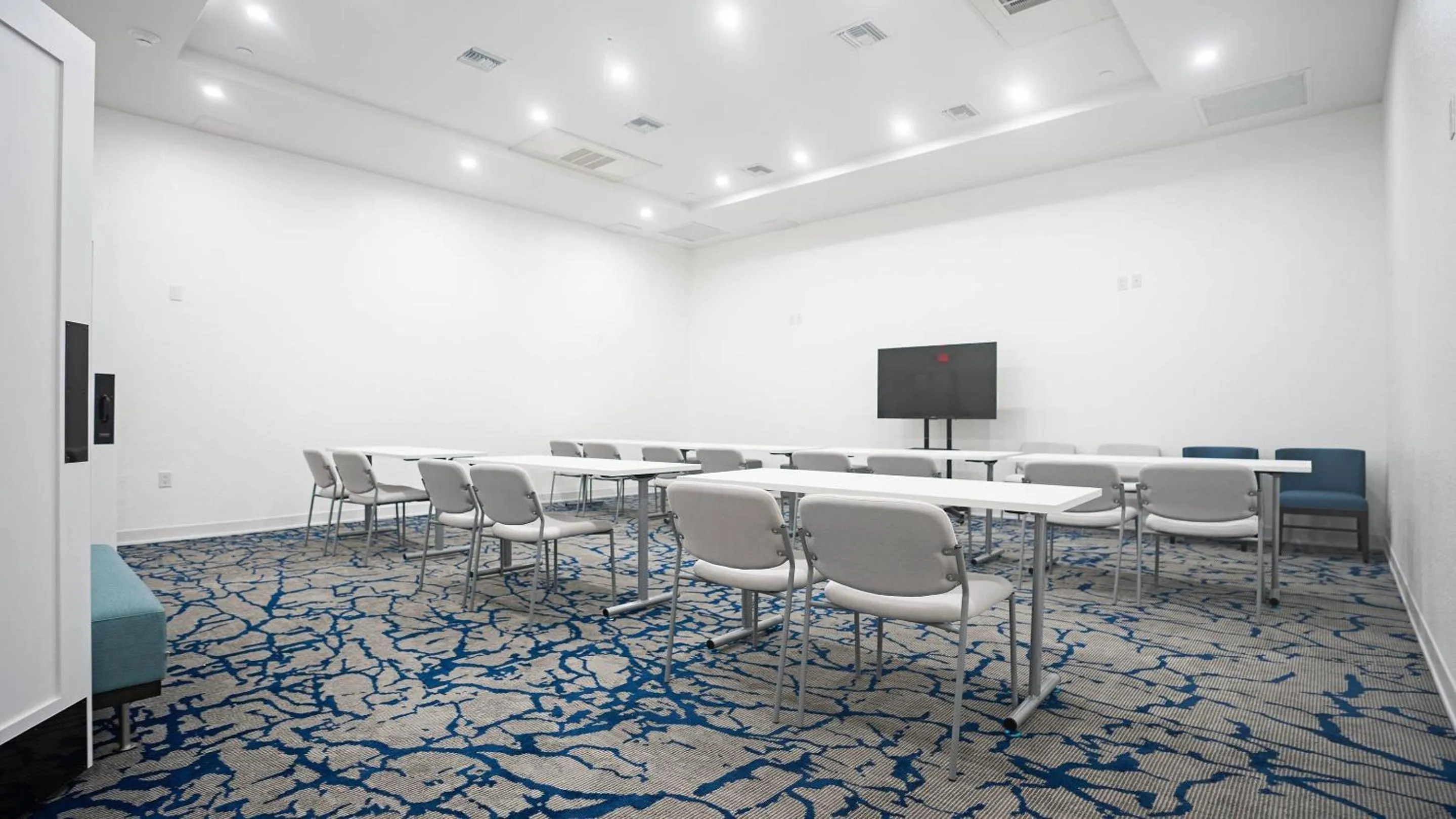 Meeting/conference room in DASKK Orlando Hotel near Universal Blvd, an Ascend Collection Hotel