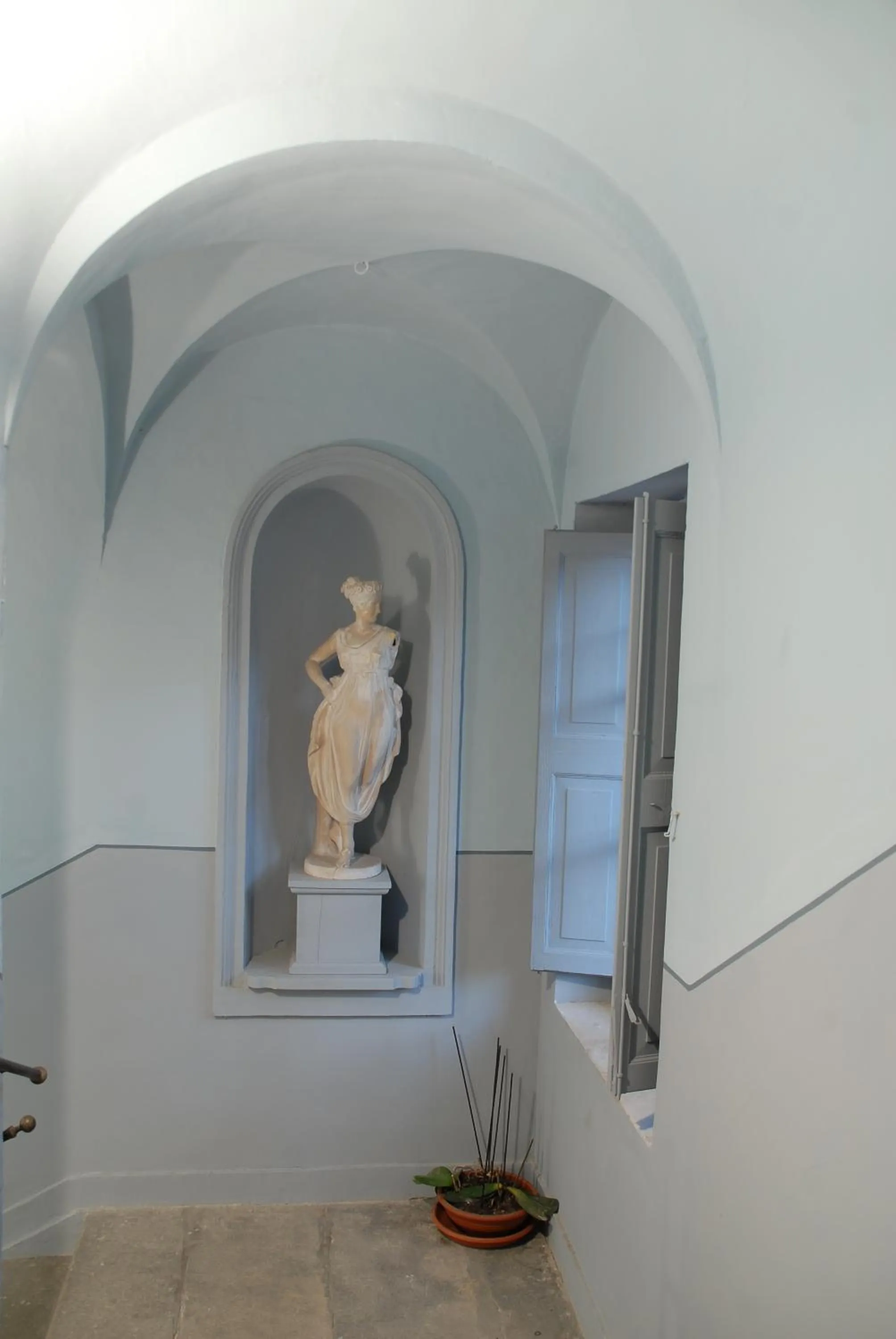 Decorative detail in Palazzo Sciacca