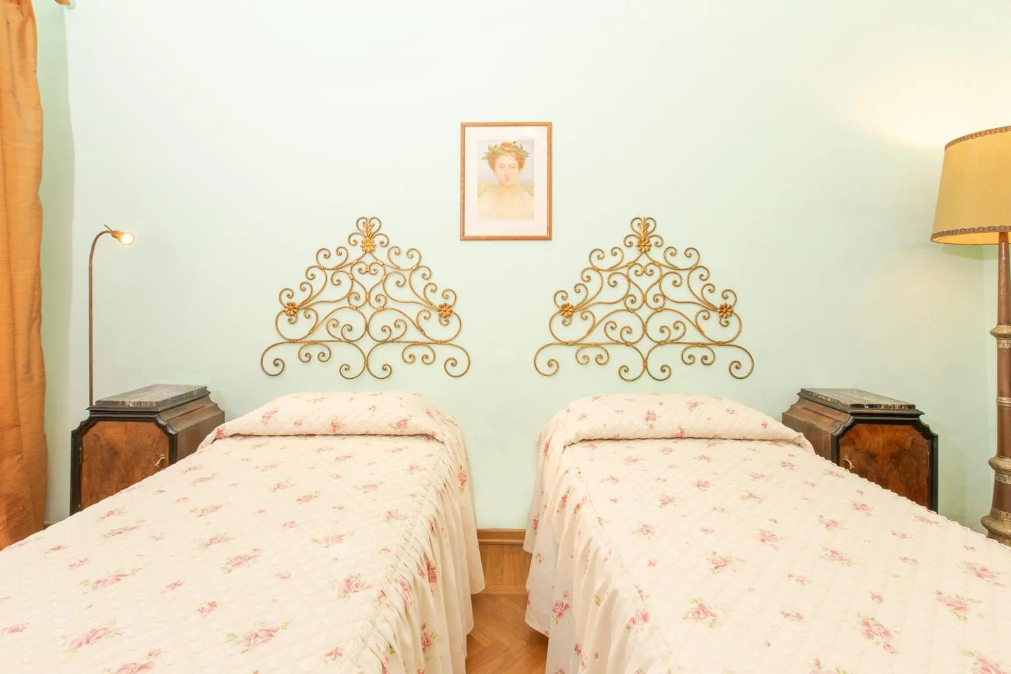 Bed in Albergo La Felicina - Mugello