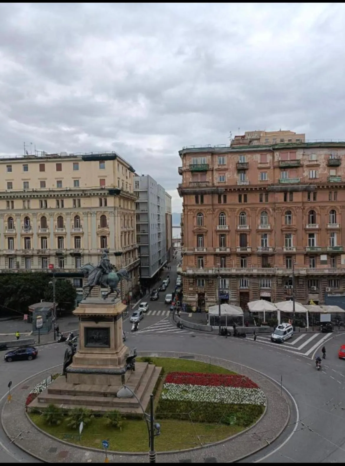 Neighbourhood in Porto Rooms & Suite