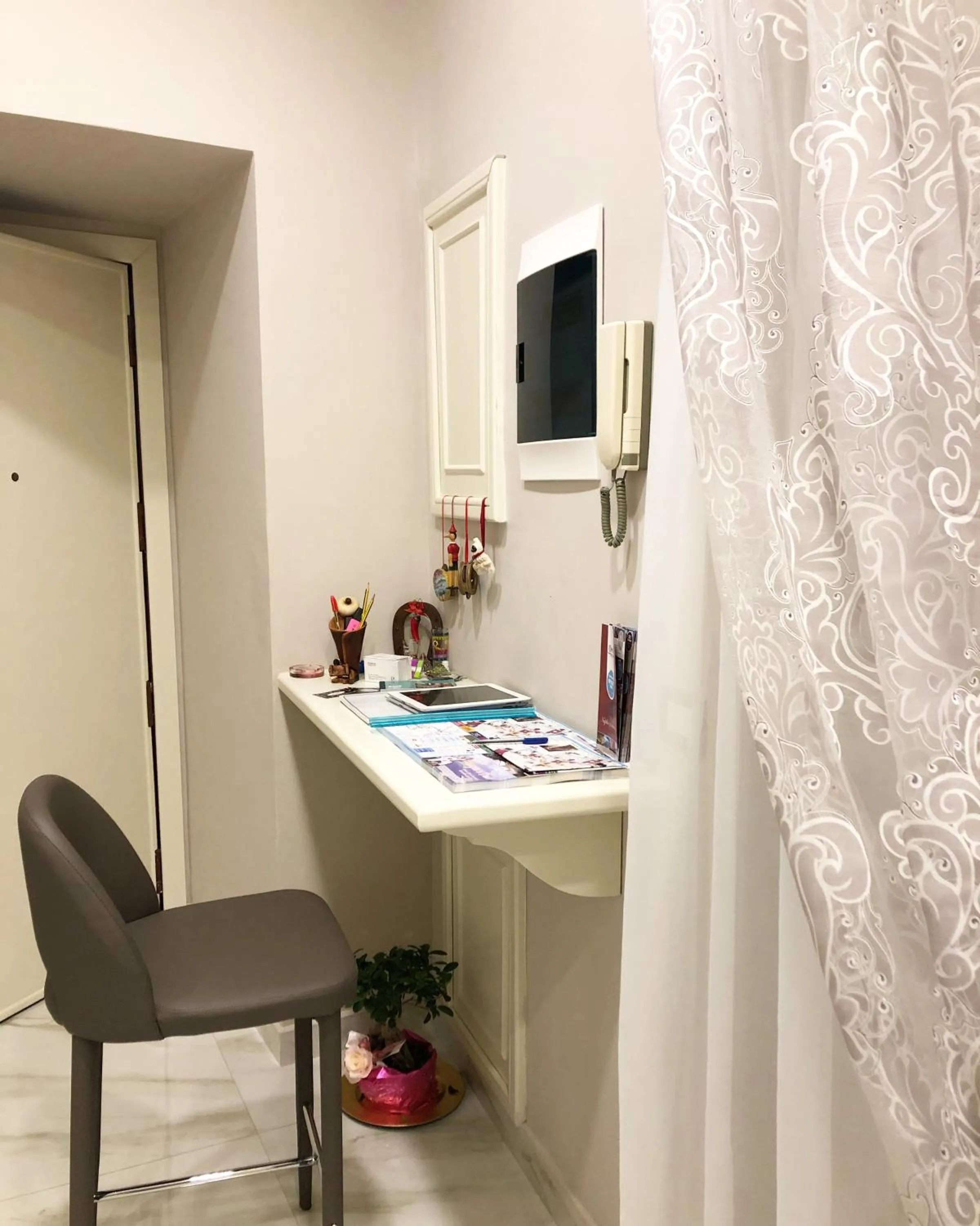 Living room in Porto Rooms & Suite