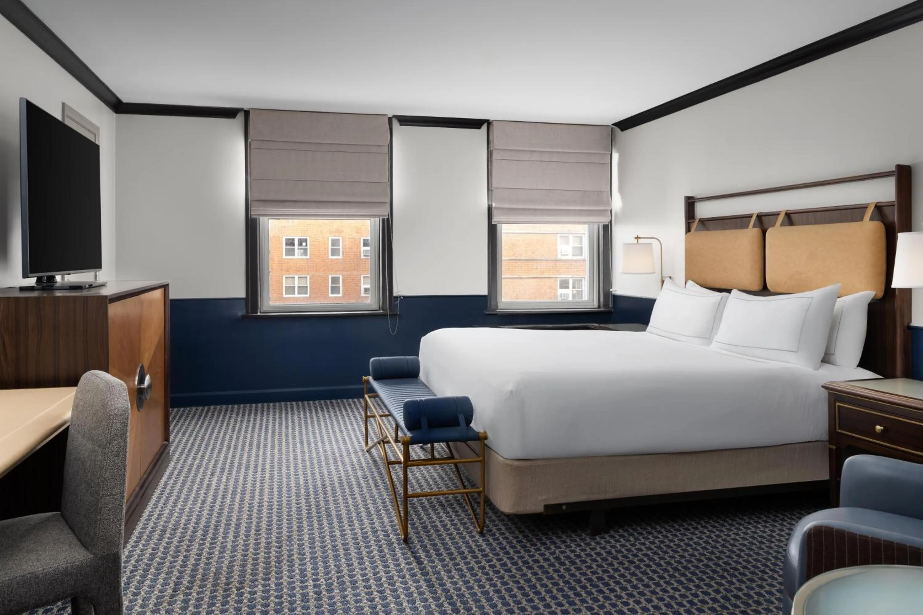 Bed in Hilton Orrington/Evanston