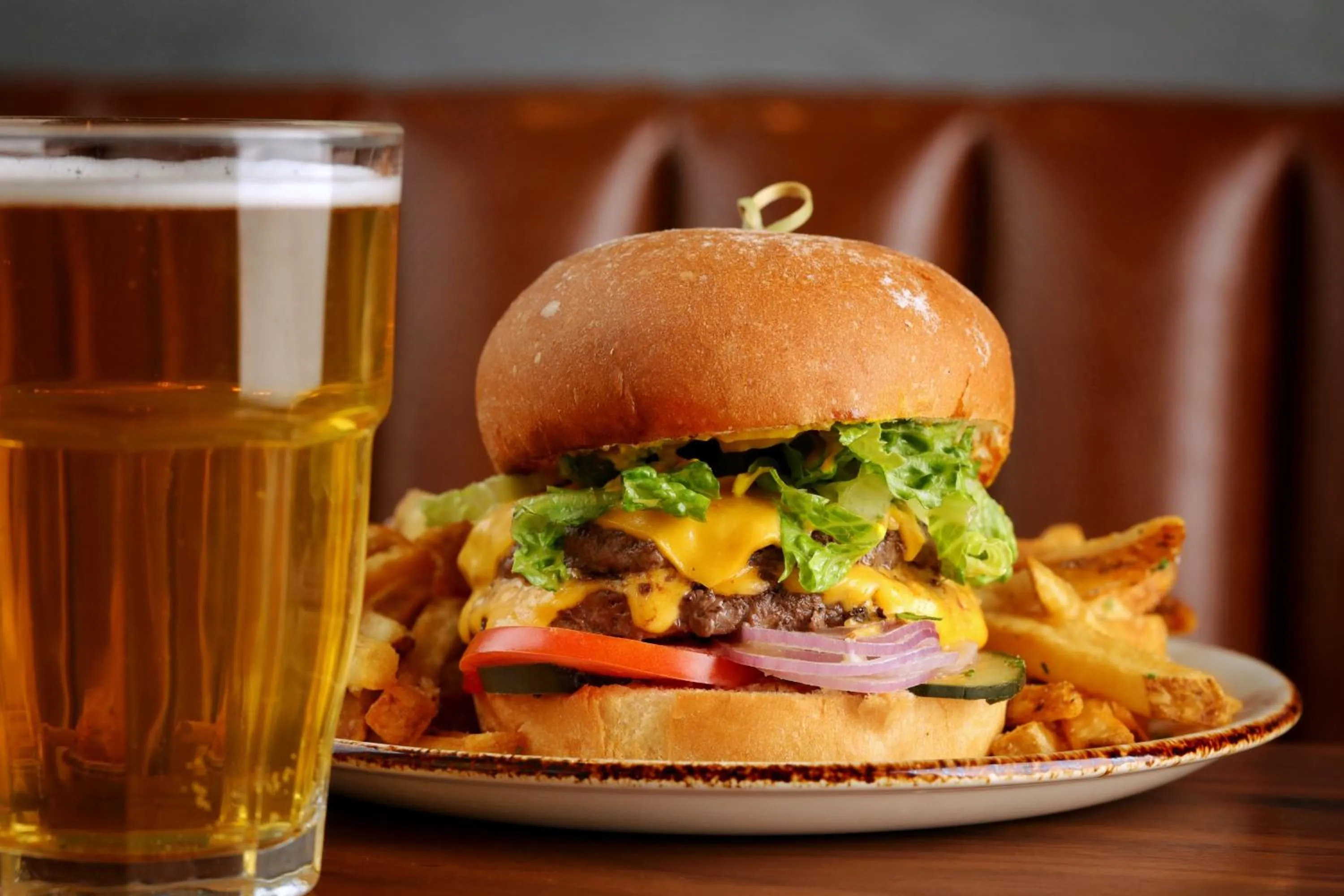 Restaurant/places to eat in Hilton Orrington/Evanston