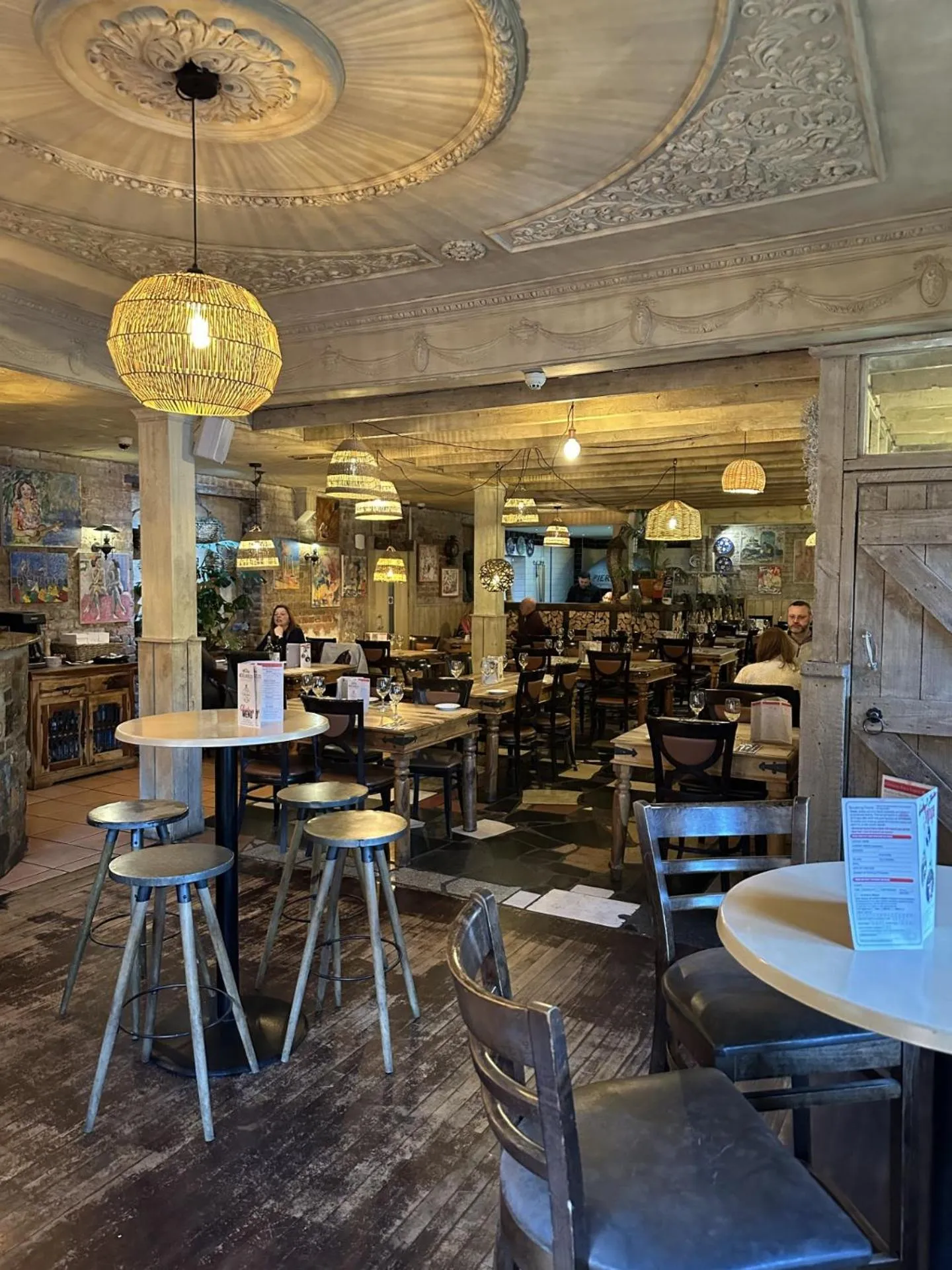 Michelangelos - Rooms, Restaurant & Bar