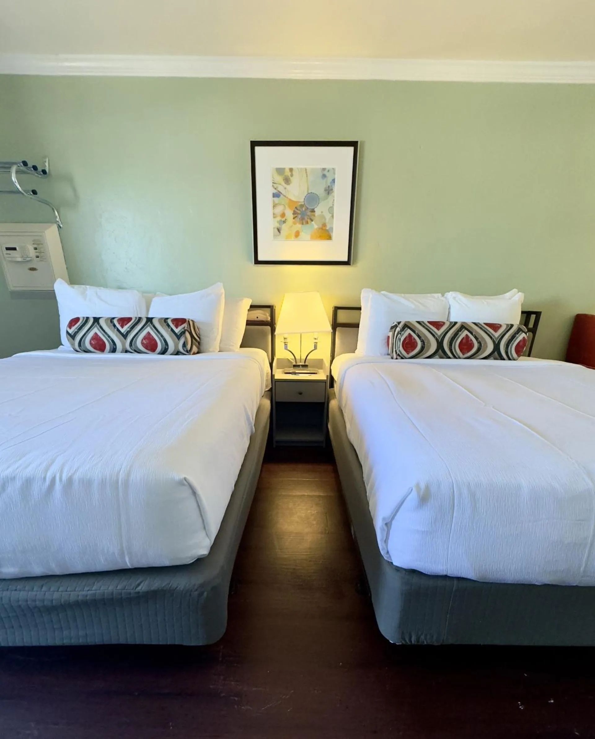 Bedroom, Bed in Marina Village Inn