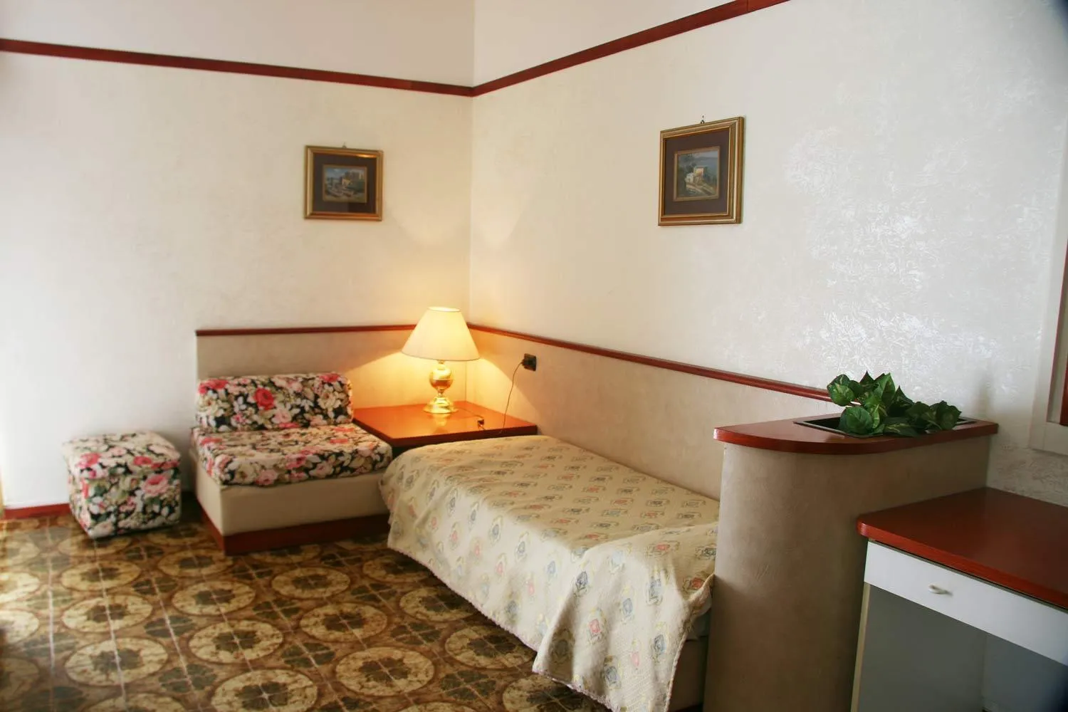Bed in Hotel Gaggiano
