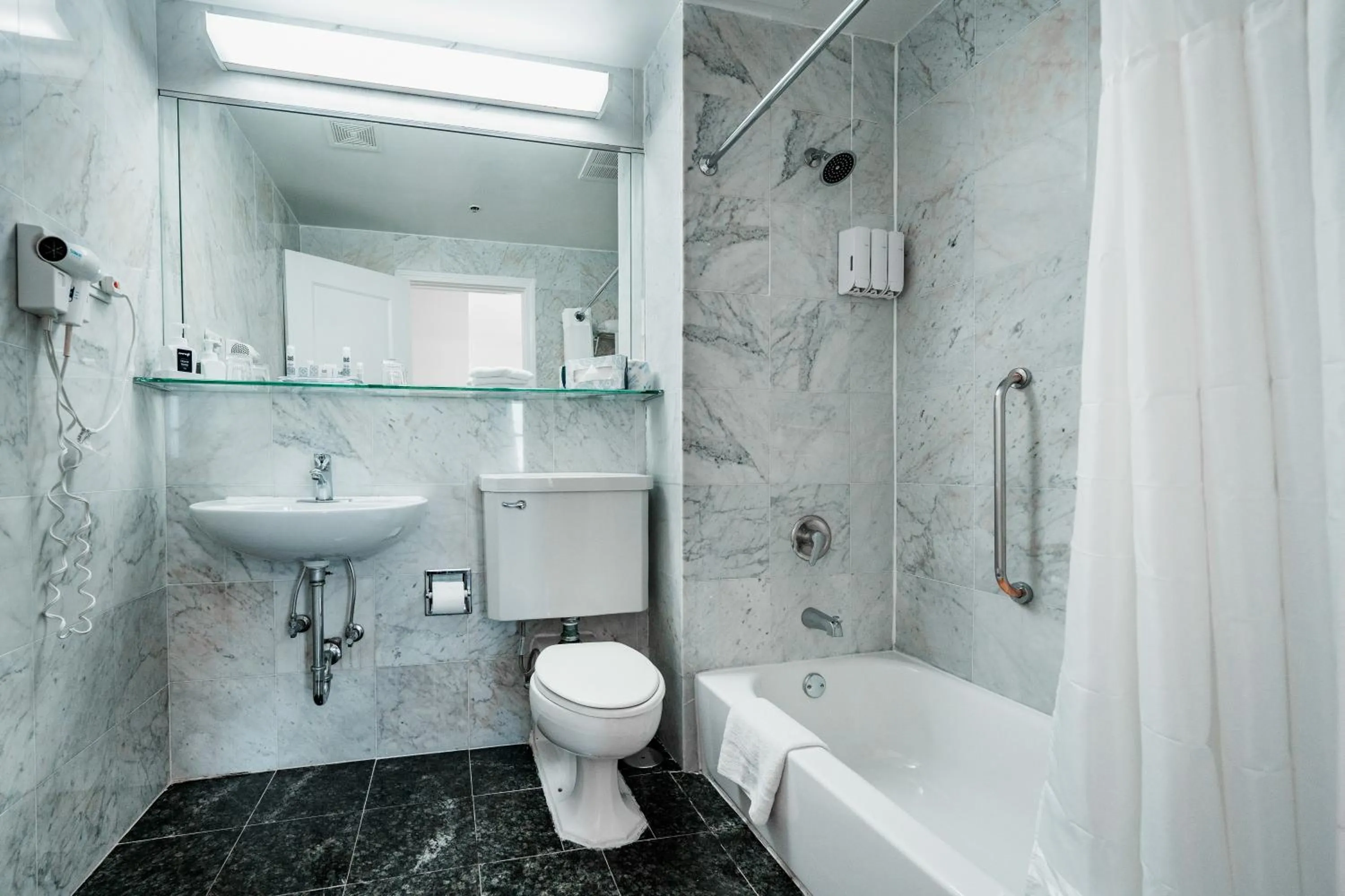 Bathroom in Congress Plaza Hotel Chicago