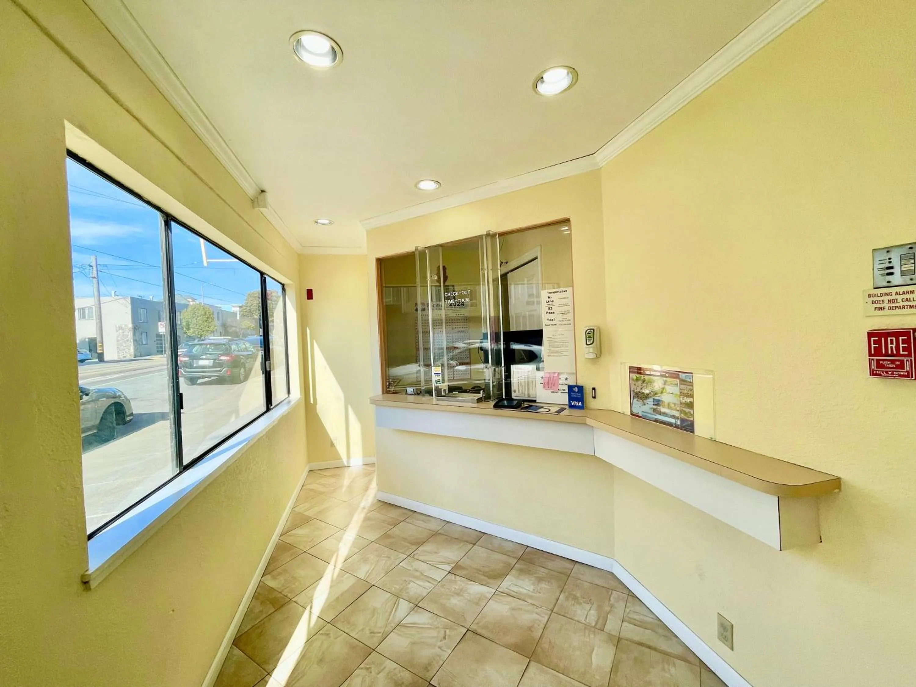 Lobby or reception in Beach Motel