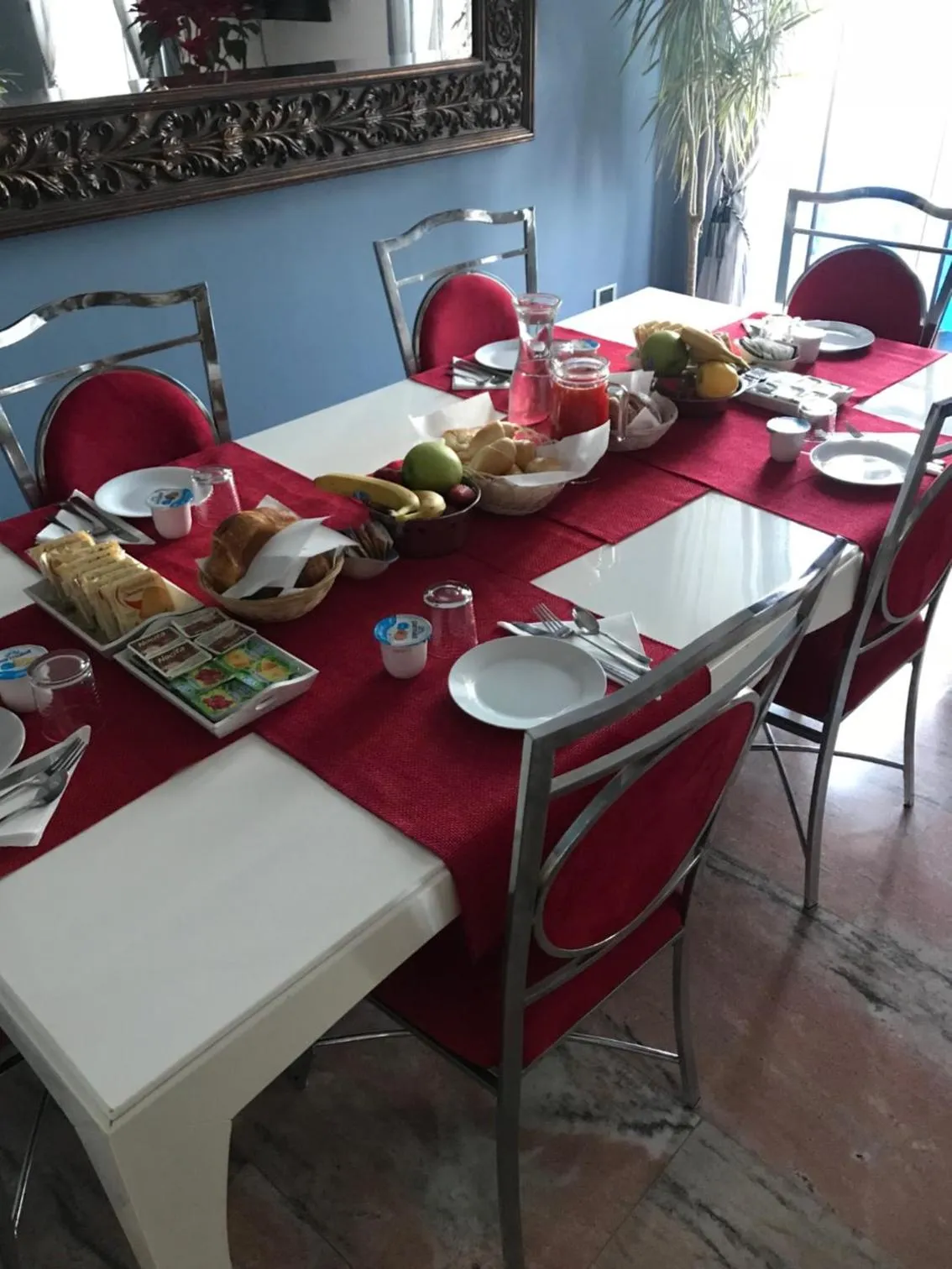 Breakfast in B&B Villa Delle Rondini