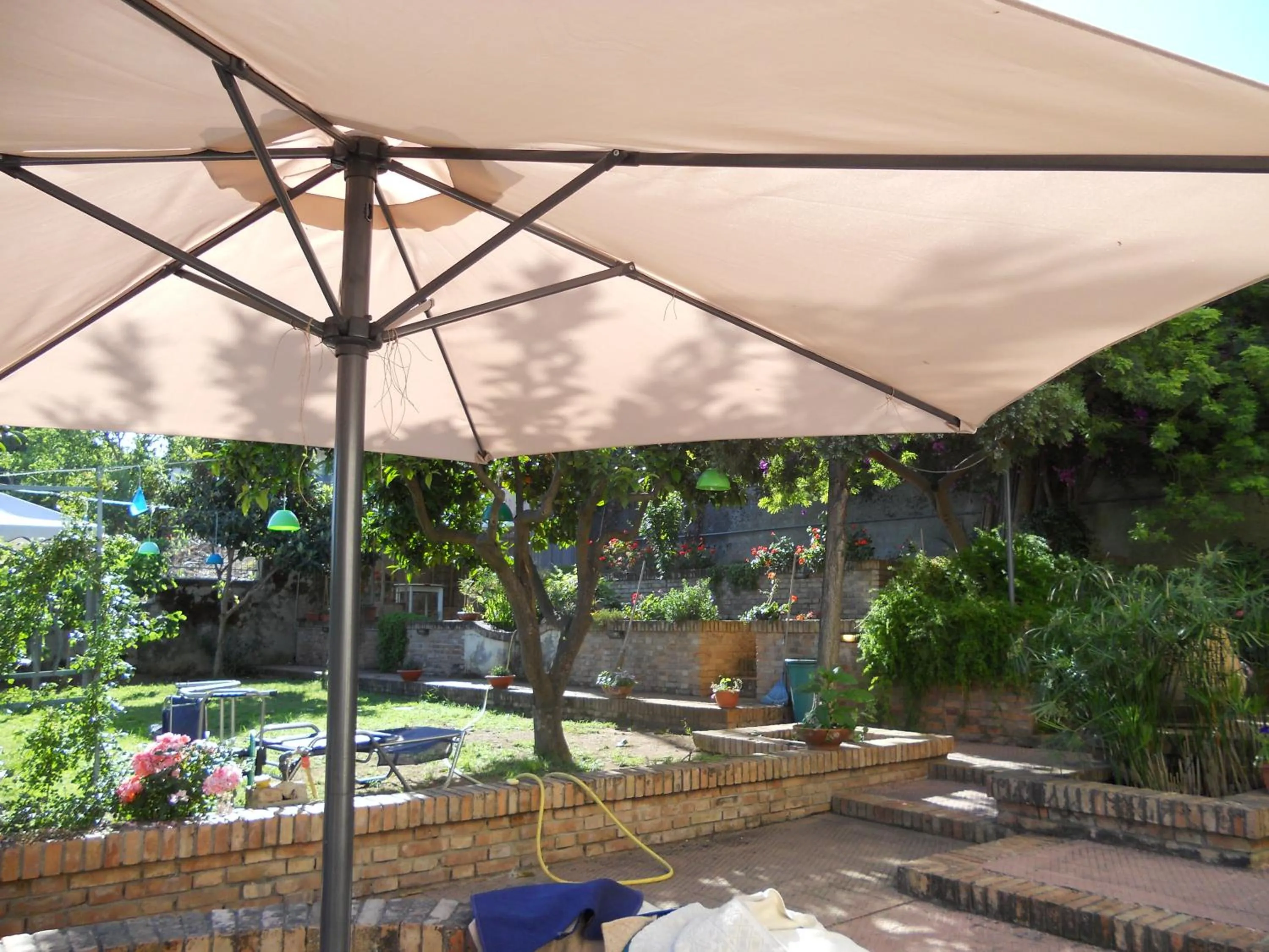 Patio in B&B Villa Delle Rondini