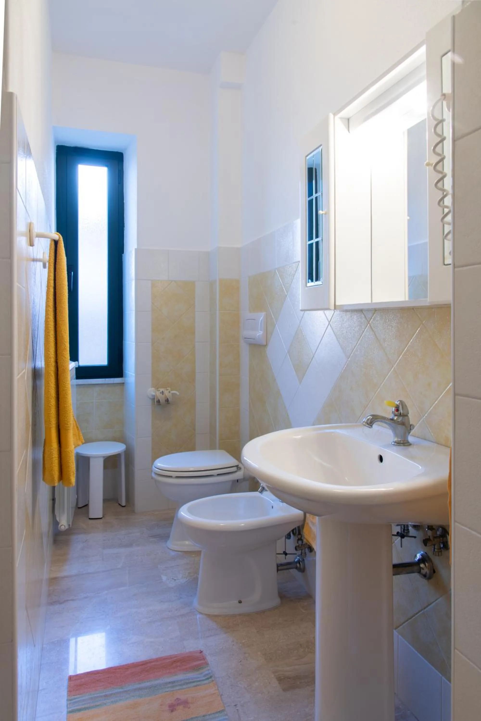 Shower in affittacamere S'Ortensia