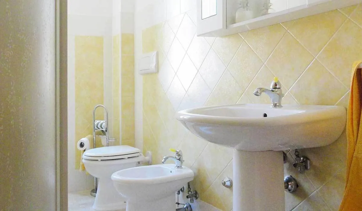 Bathroom in affittacamere S'Ortensia