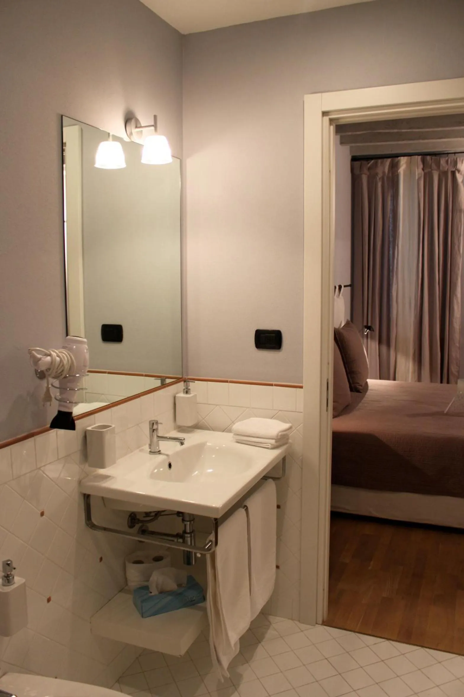 Bathroom, Bed in B&B a Ca' Minore Franciacorta