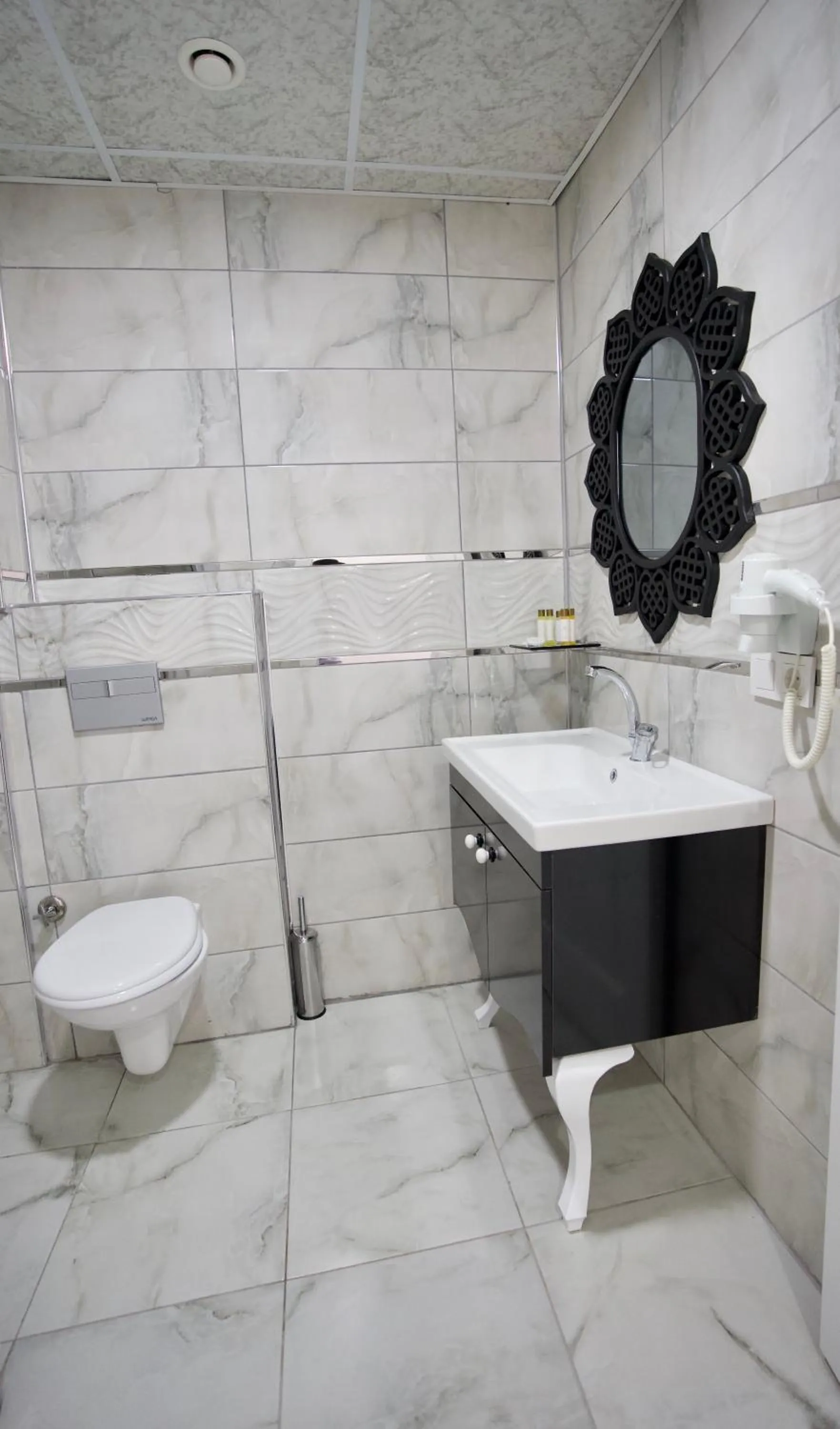 Bathroom in Cnr İnci Hotel