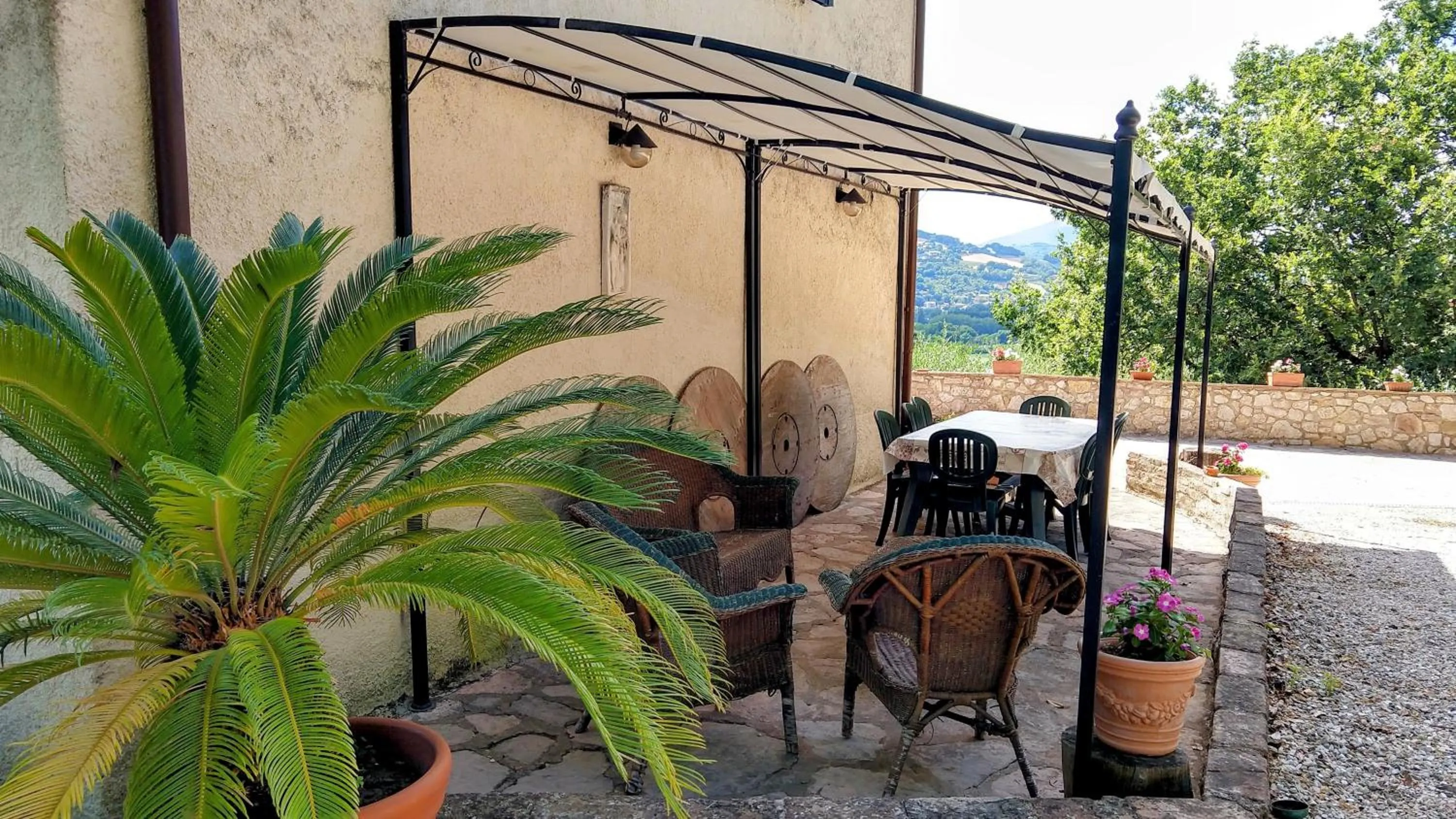 Restaurant/places to eat in Il Querceto