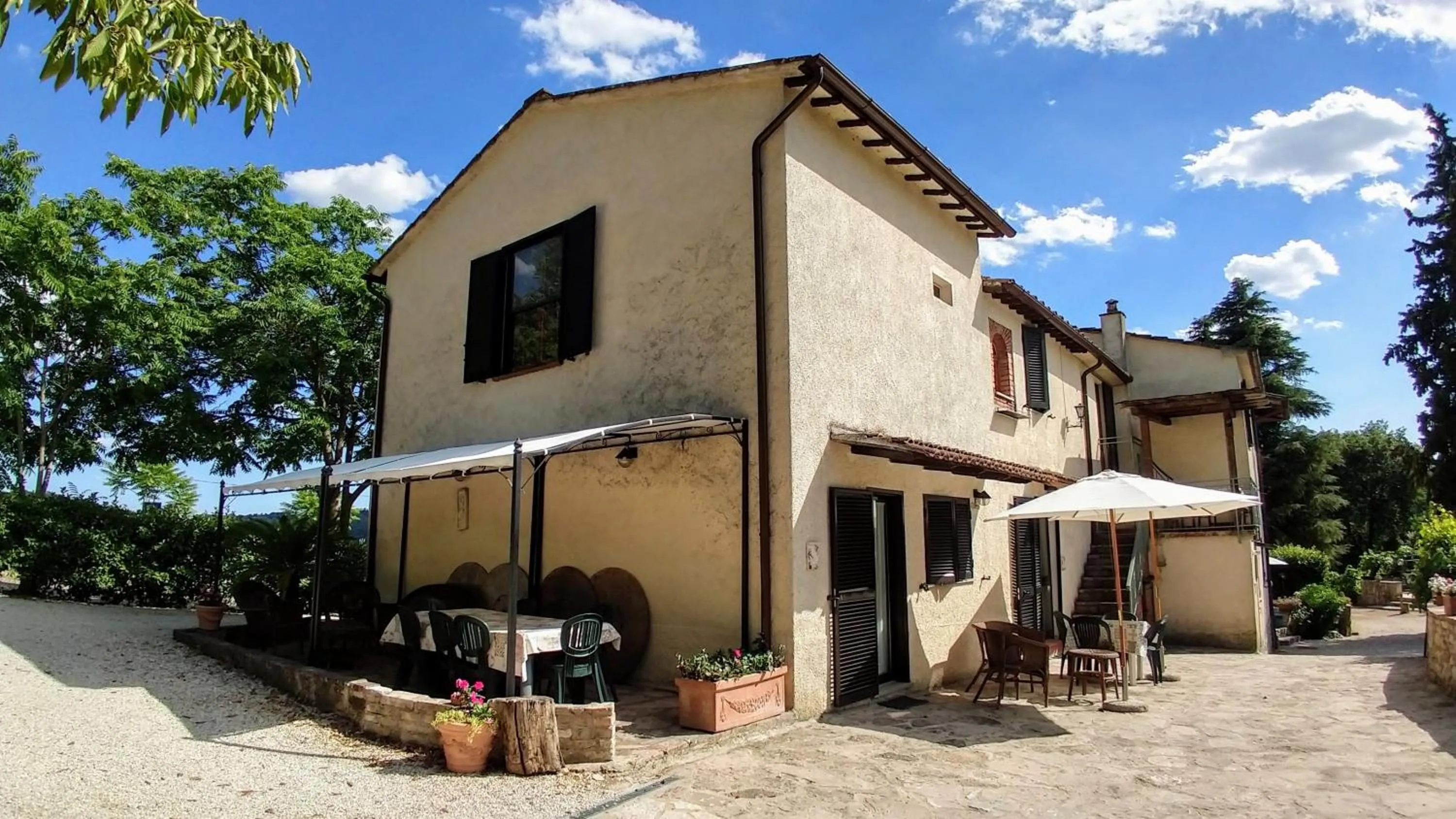 Property building in Il Querceto
