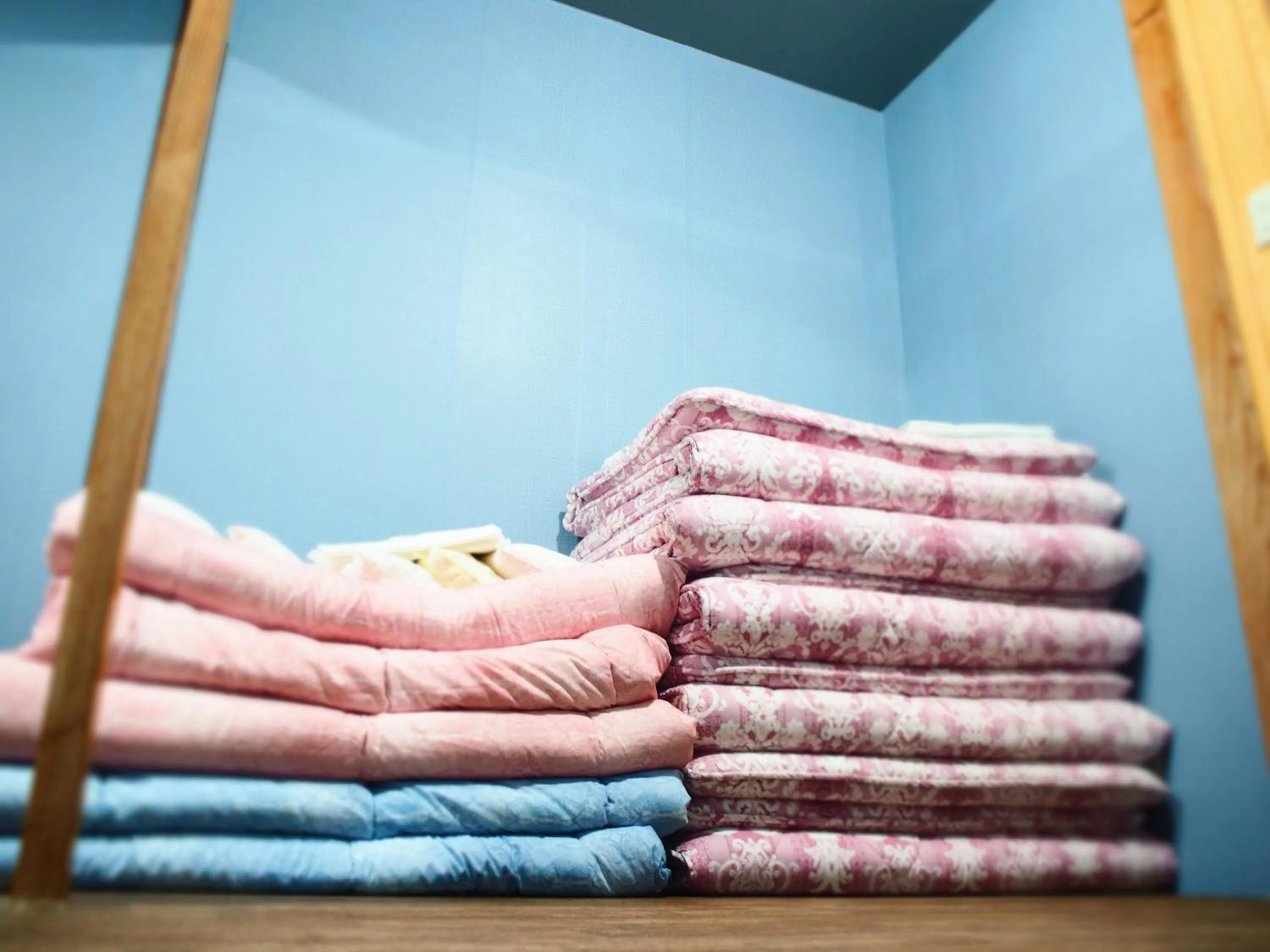 Bed in TRIP BASE COCONEEL