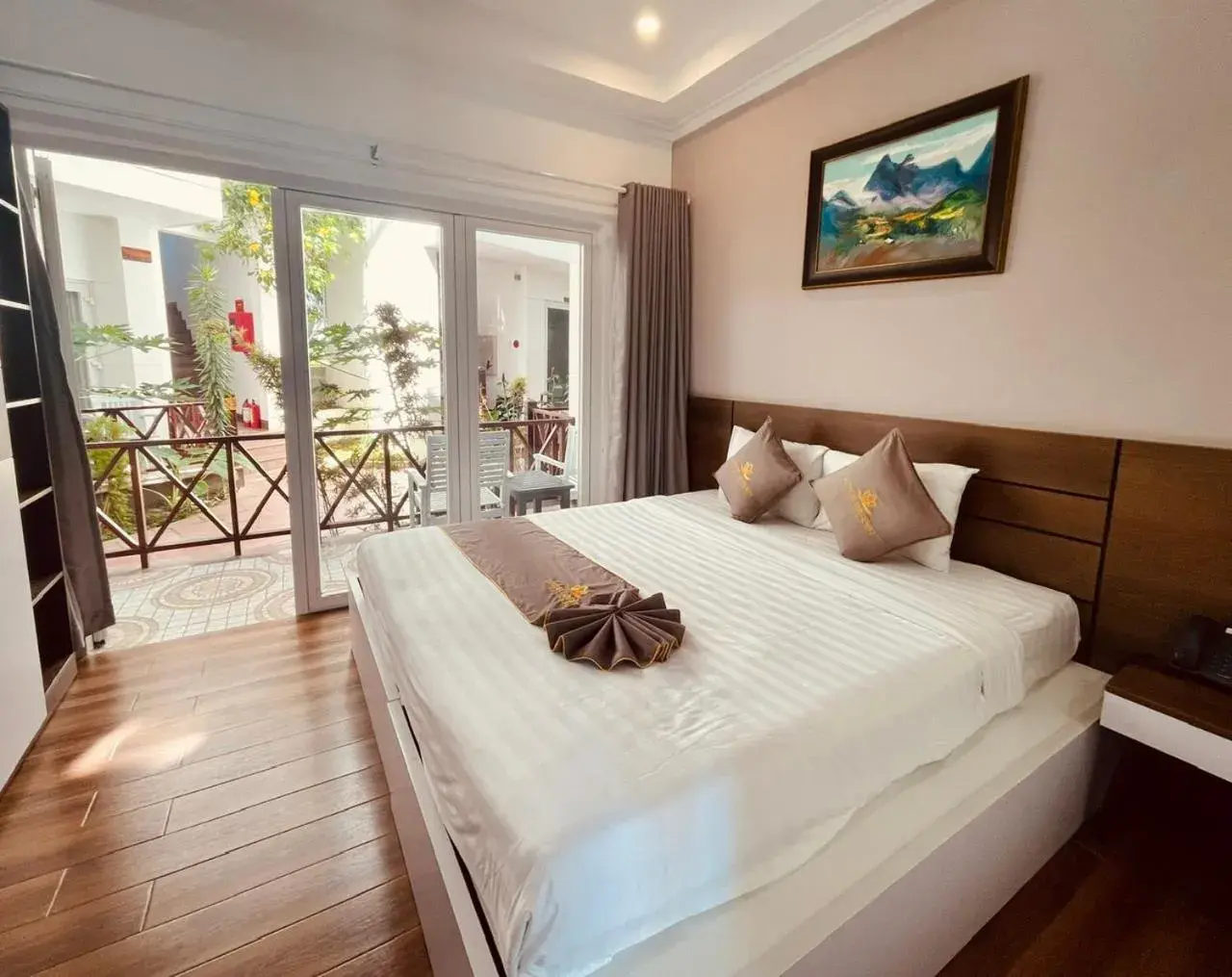 Deluxe Double or Twin Room in Lotus Garden Muine Resort & Spa Deluxe Double or Twin Room in Lotus Garden Muine Resort & Spa