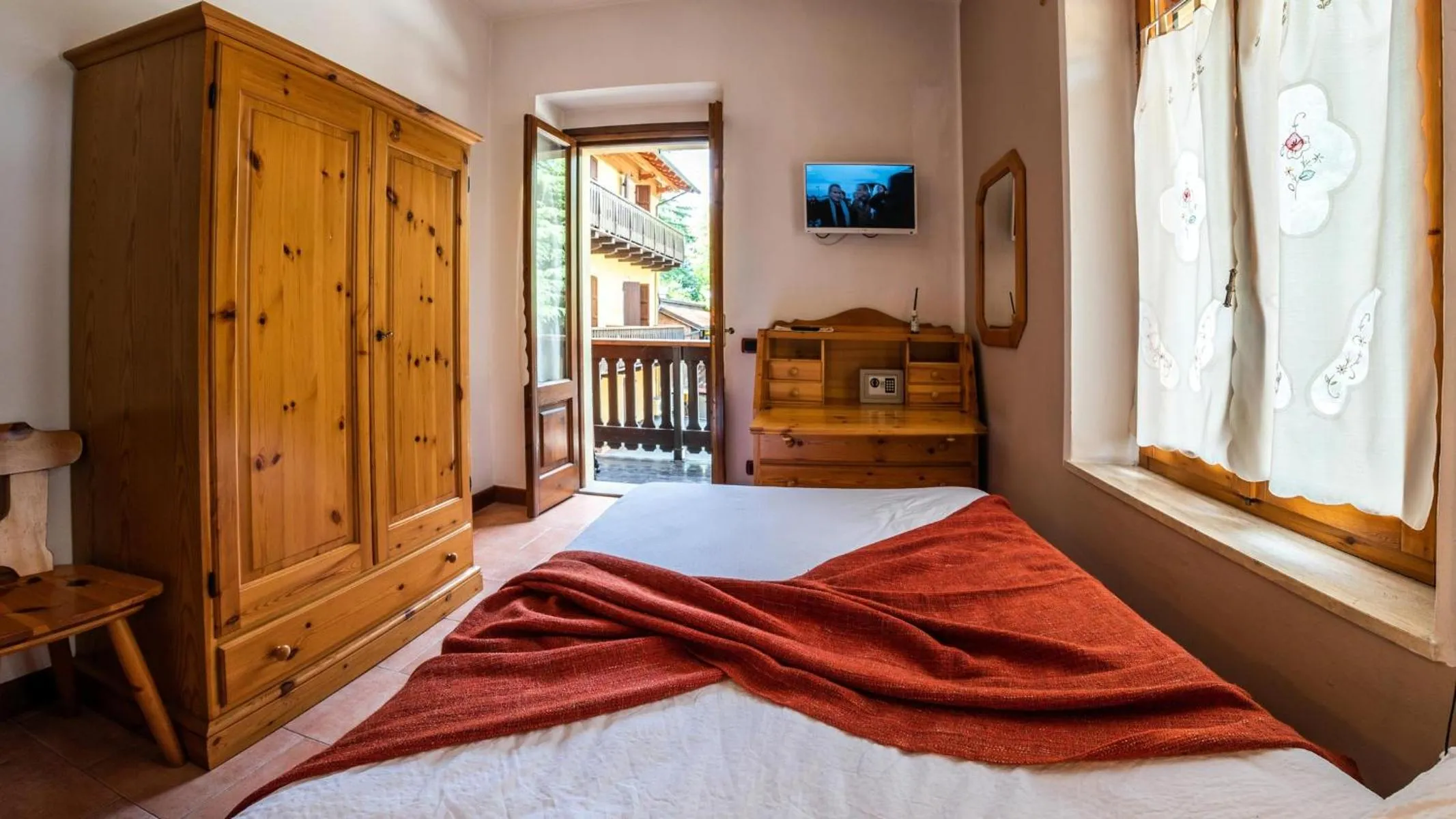 Bed in Hotel Firenze