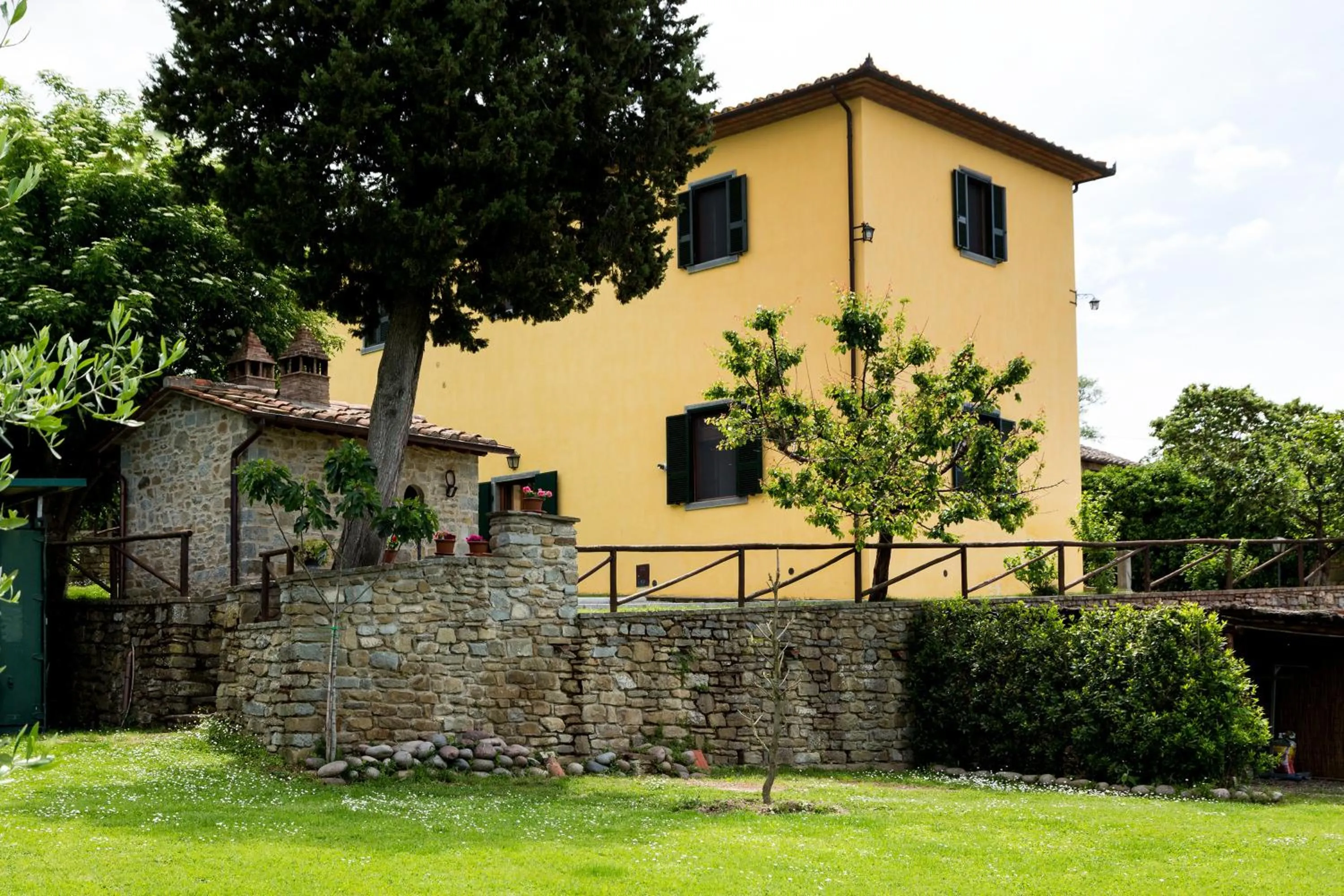 Facade/entrance in Casale Vacanze Il Granaio